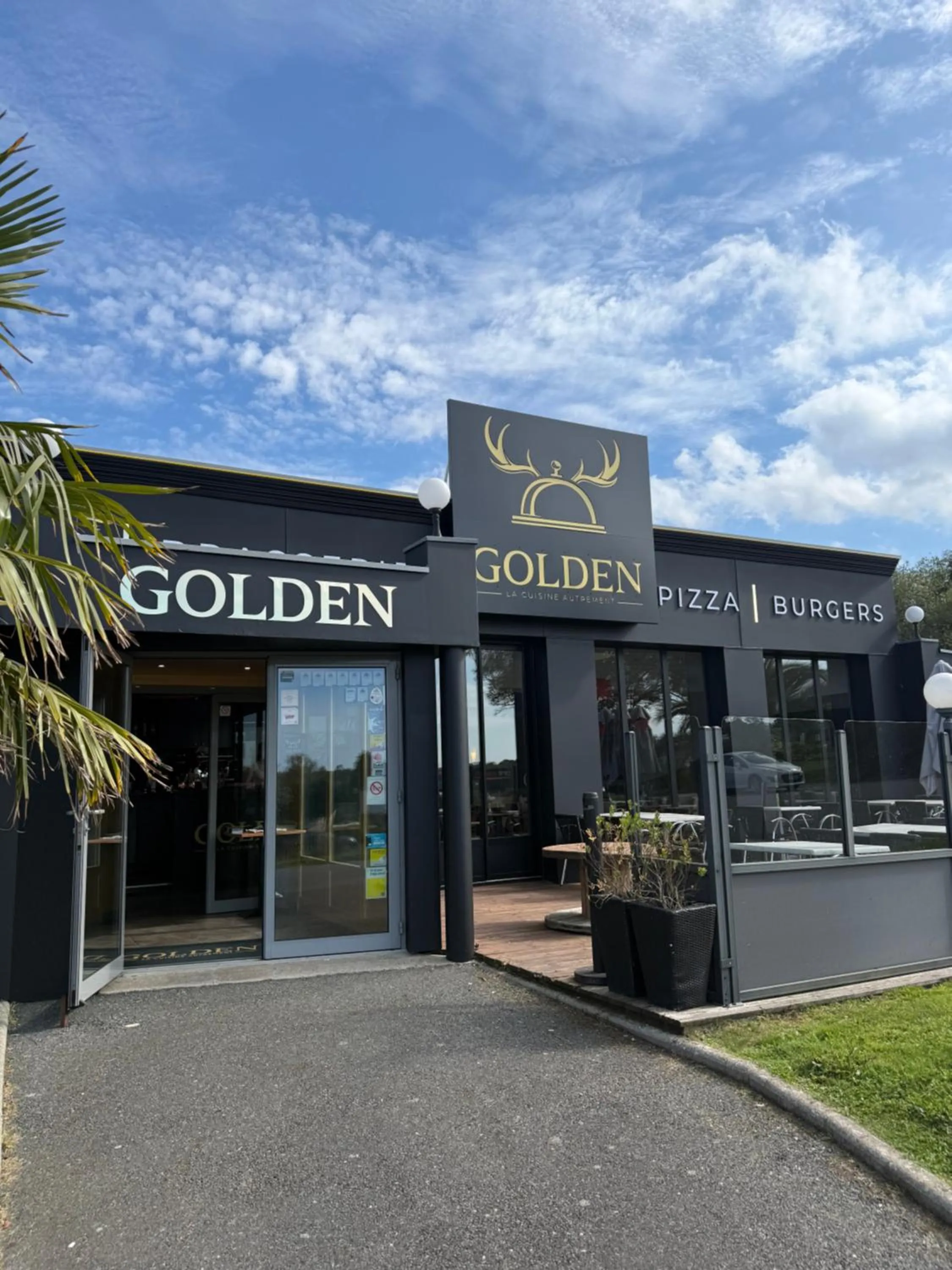 Restaurant/places to eat in BRIT HOTEL Lannion-Perros Guirec