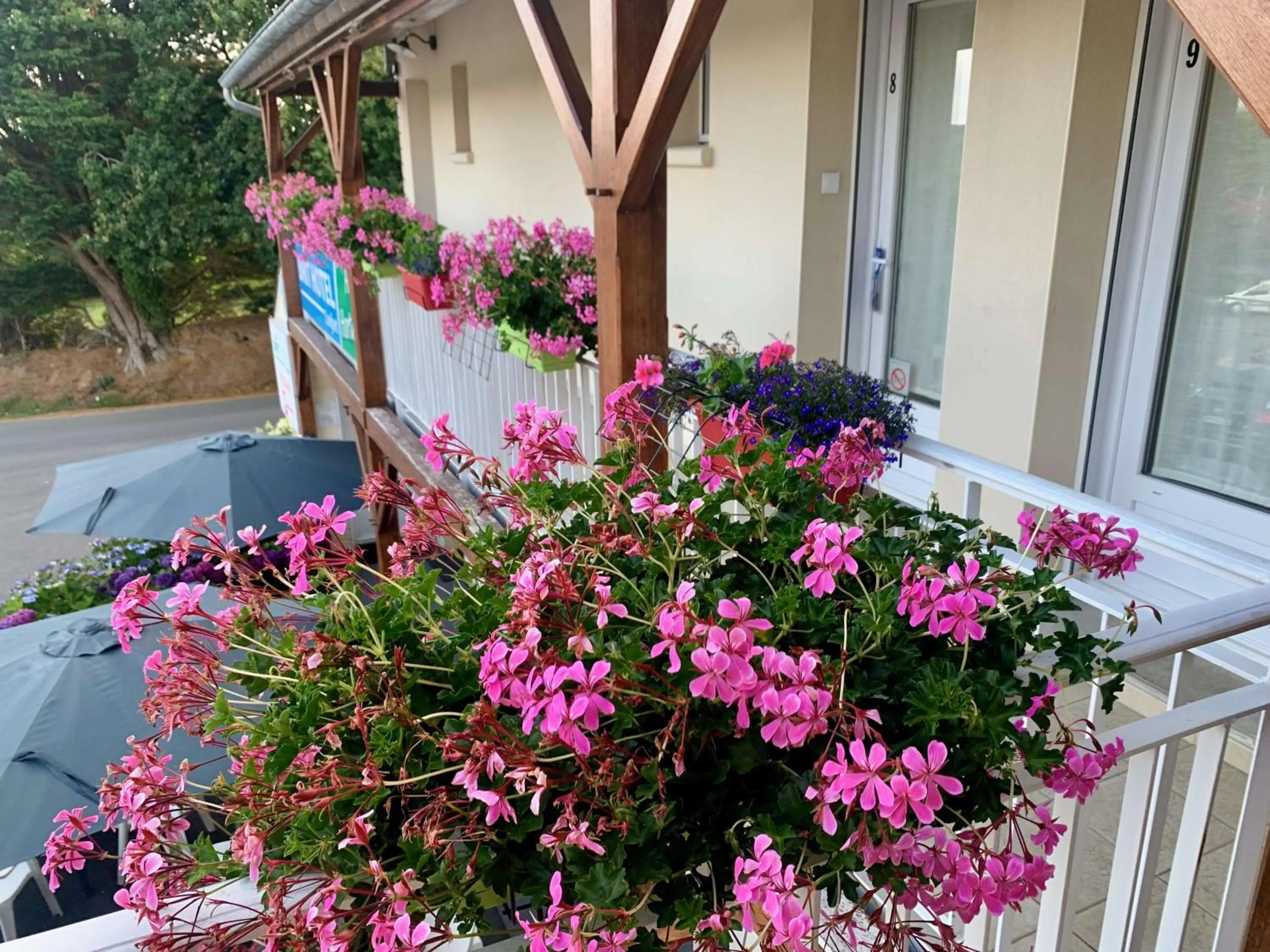 Property building in BRIT HOTEL Lannion-Perros Guirec