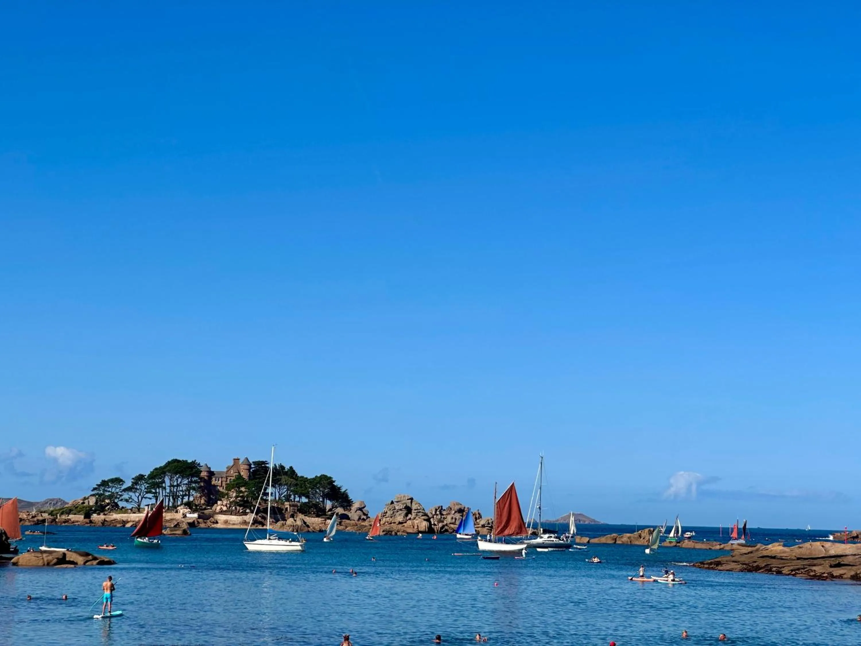 Nearby landmark in BRIT HOTEL Lannion-Perros Guirec