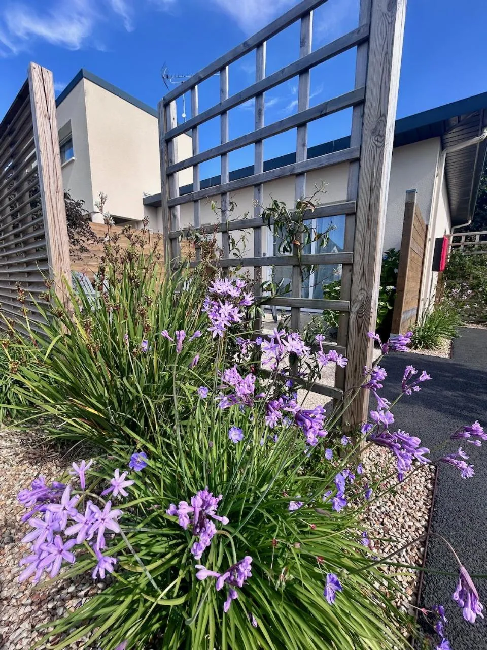 Patio in BRIT HOTEL Lannion-Perros Guirec