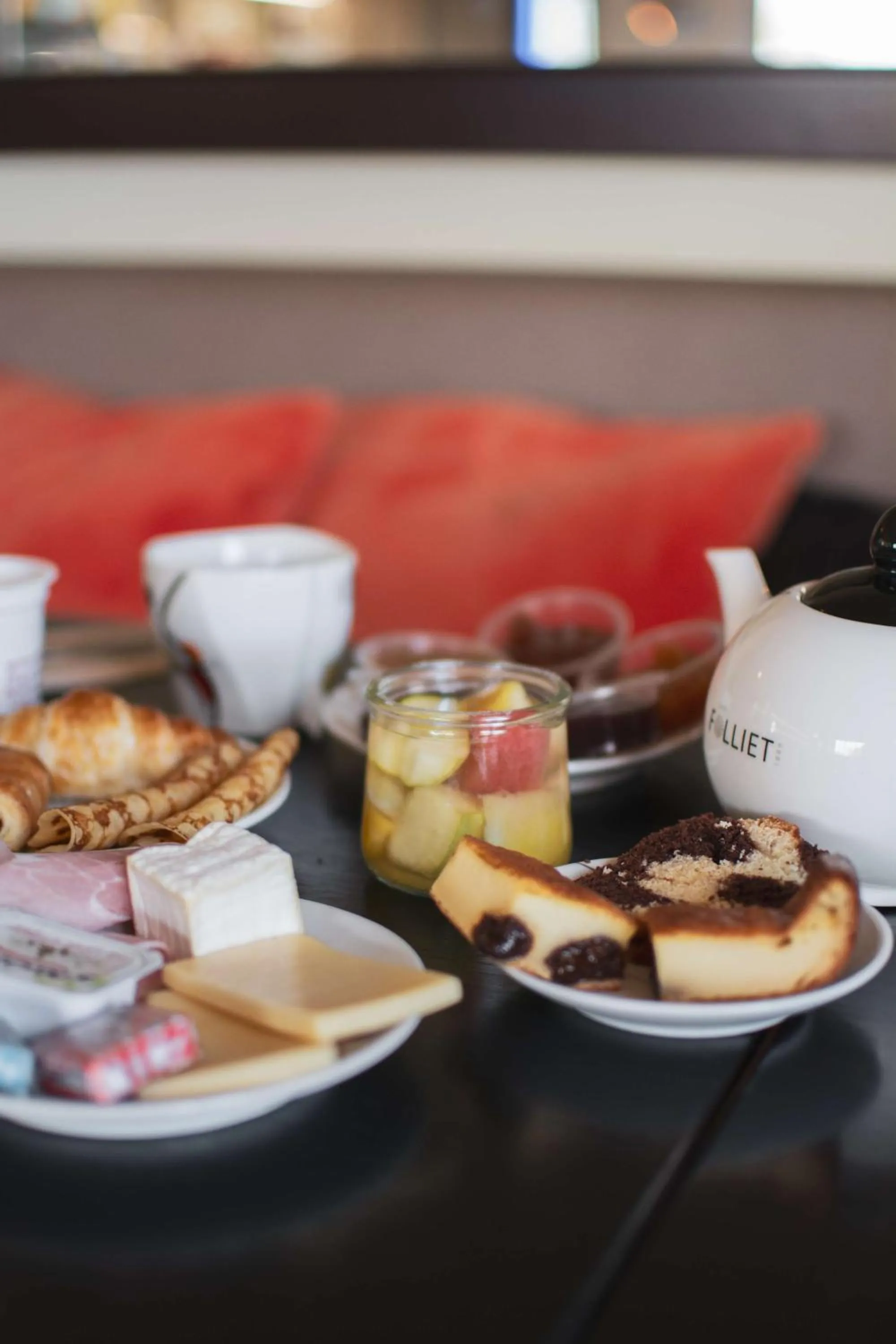 Breakfast in BRIT HOTEL Lannion-Perros Guirec