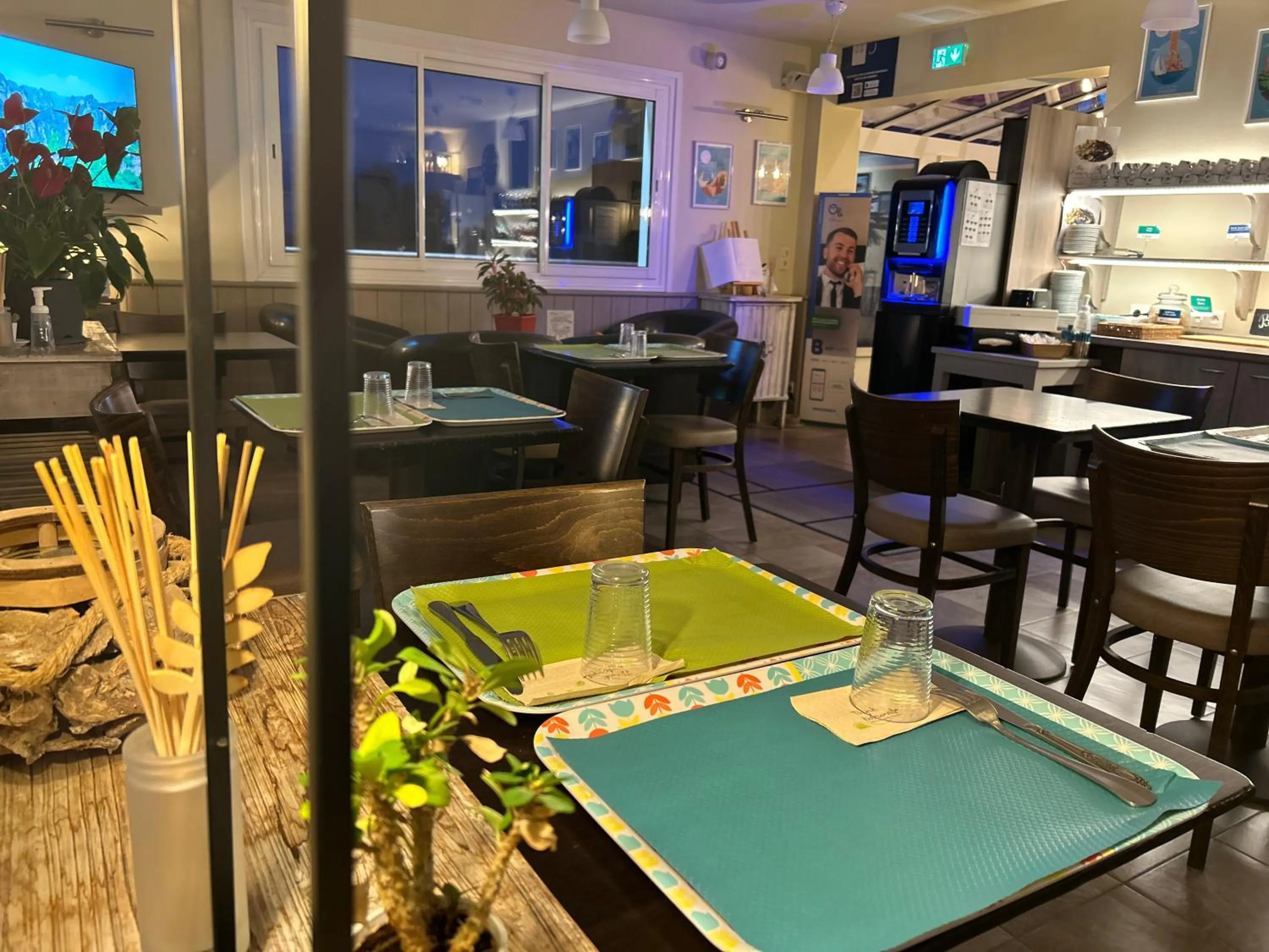 Restaurant/places to eat in BRIT HOTEL Lannion-Perros Guirec