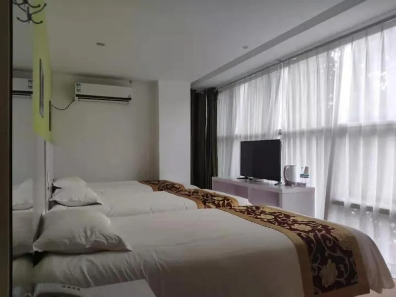 Shell Jinan Gaoxin District Shunhua Road Qilu Software Park Hotel