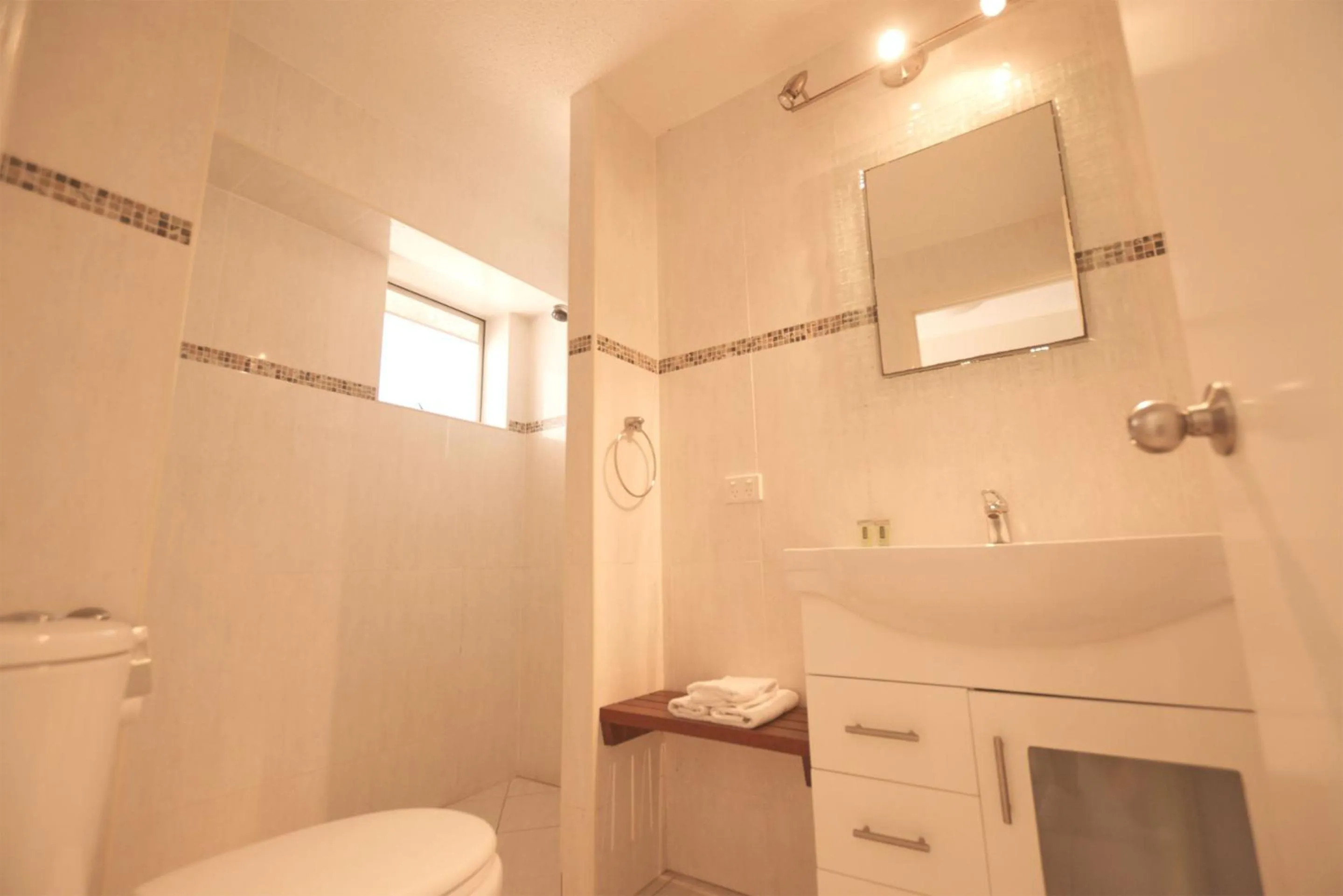 Bathroom in Raintrees Moffat Beach