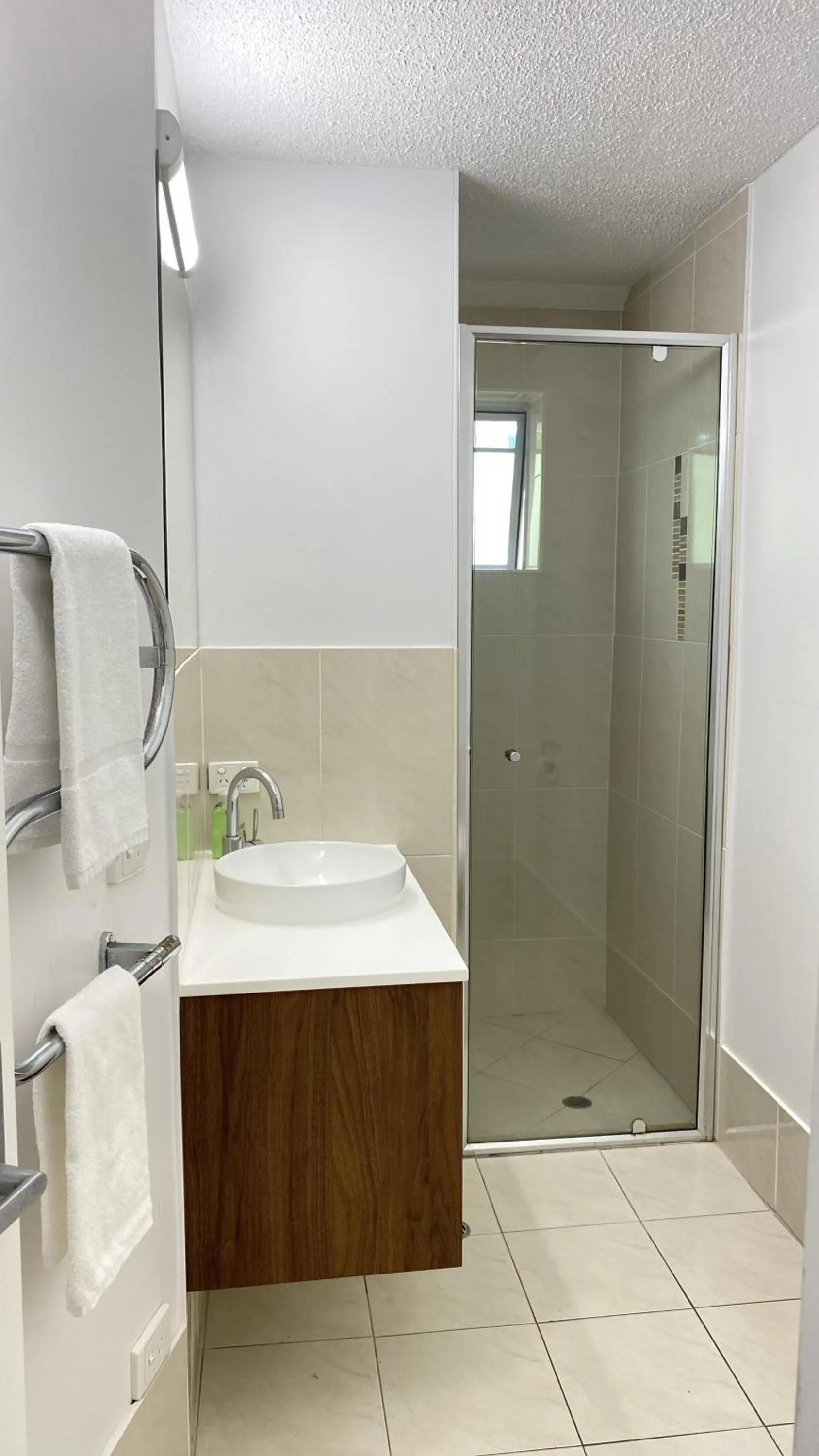 Bathroom in Raintrees Moffat Beach