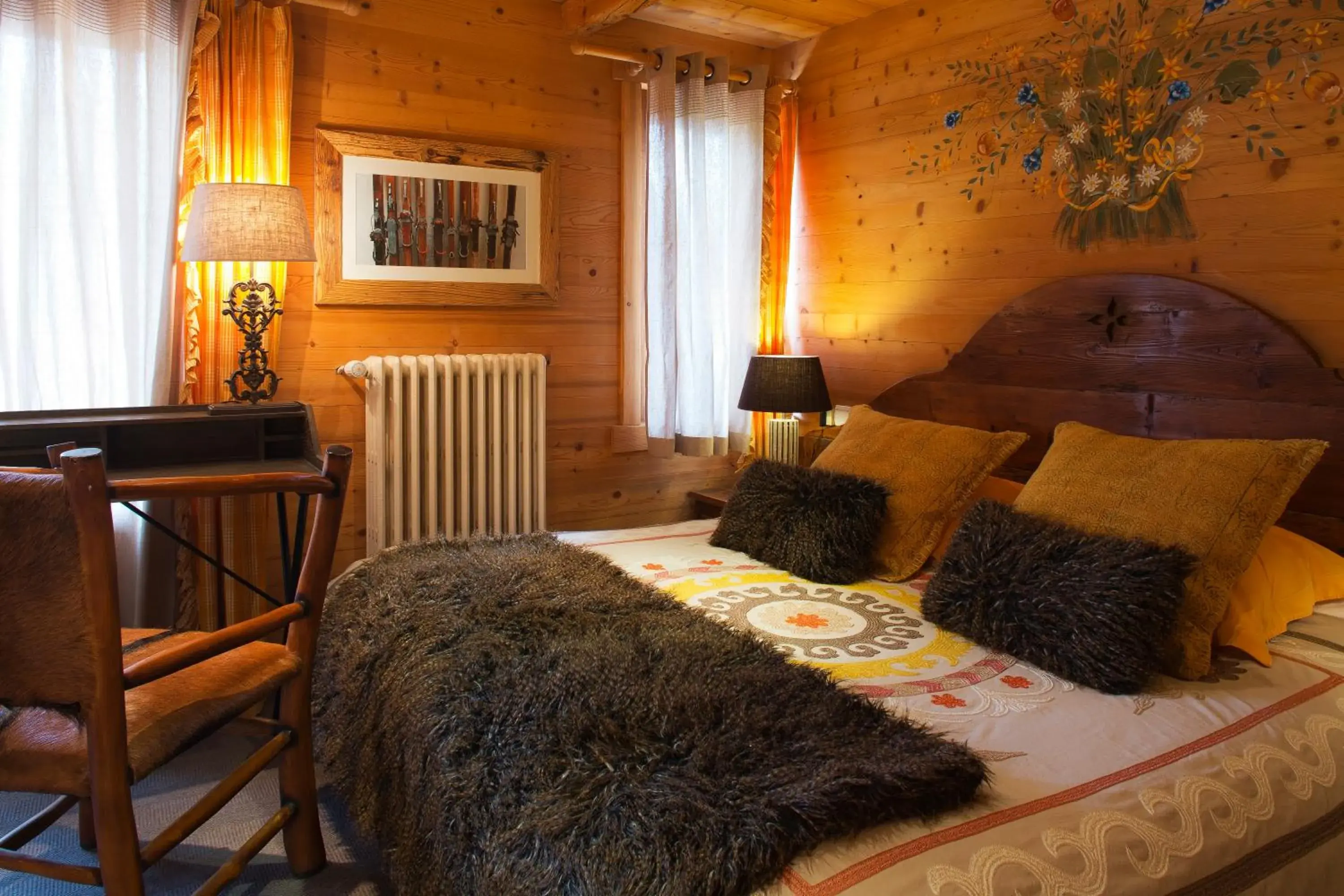 Double Room with Terrace in Chalet-Hôtel & Spa Les Cimes Double Room with Terrace in Chalet-Hôtel & Spa Les Cimes