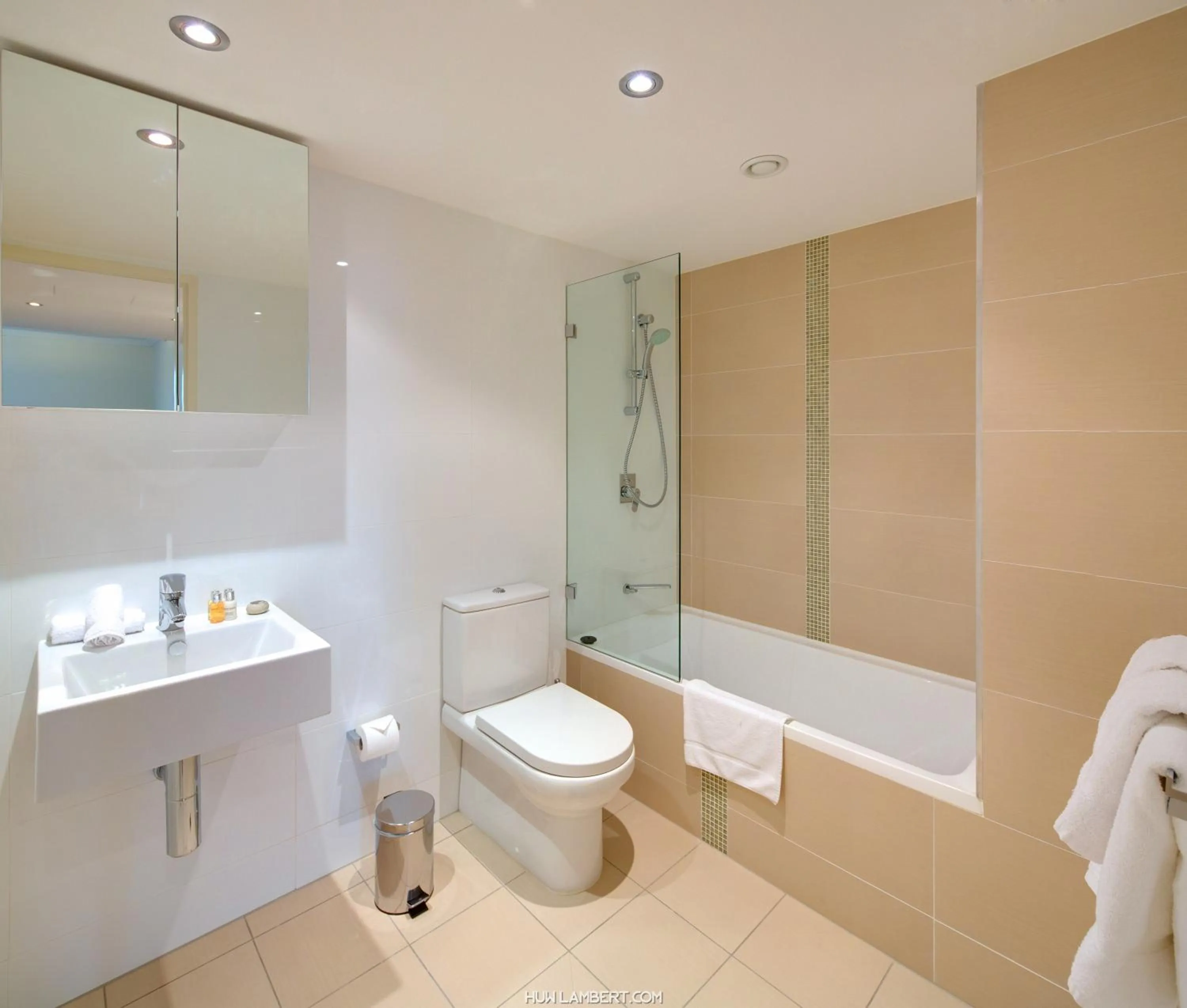 Bathroom in Zara Tower – Luxury Suites and Apartments