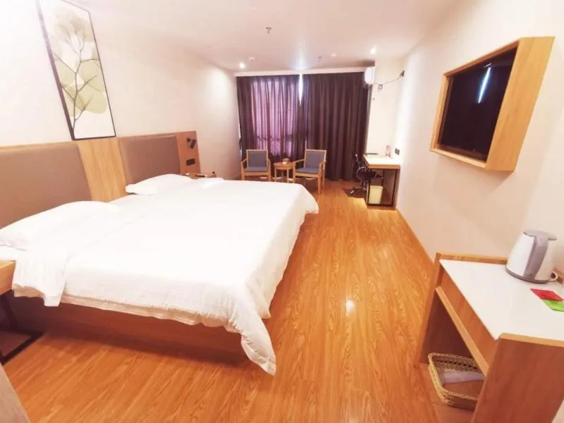Bed in GreenTree Inn Qinzhou Qinzhou East Railway Station Hotel