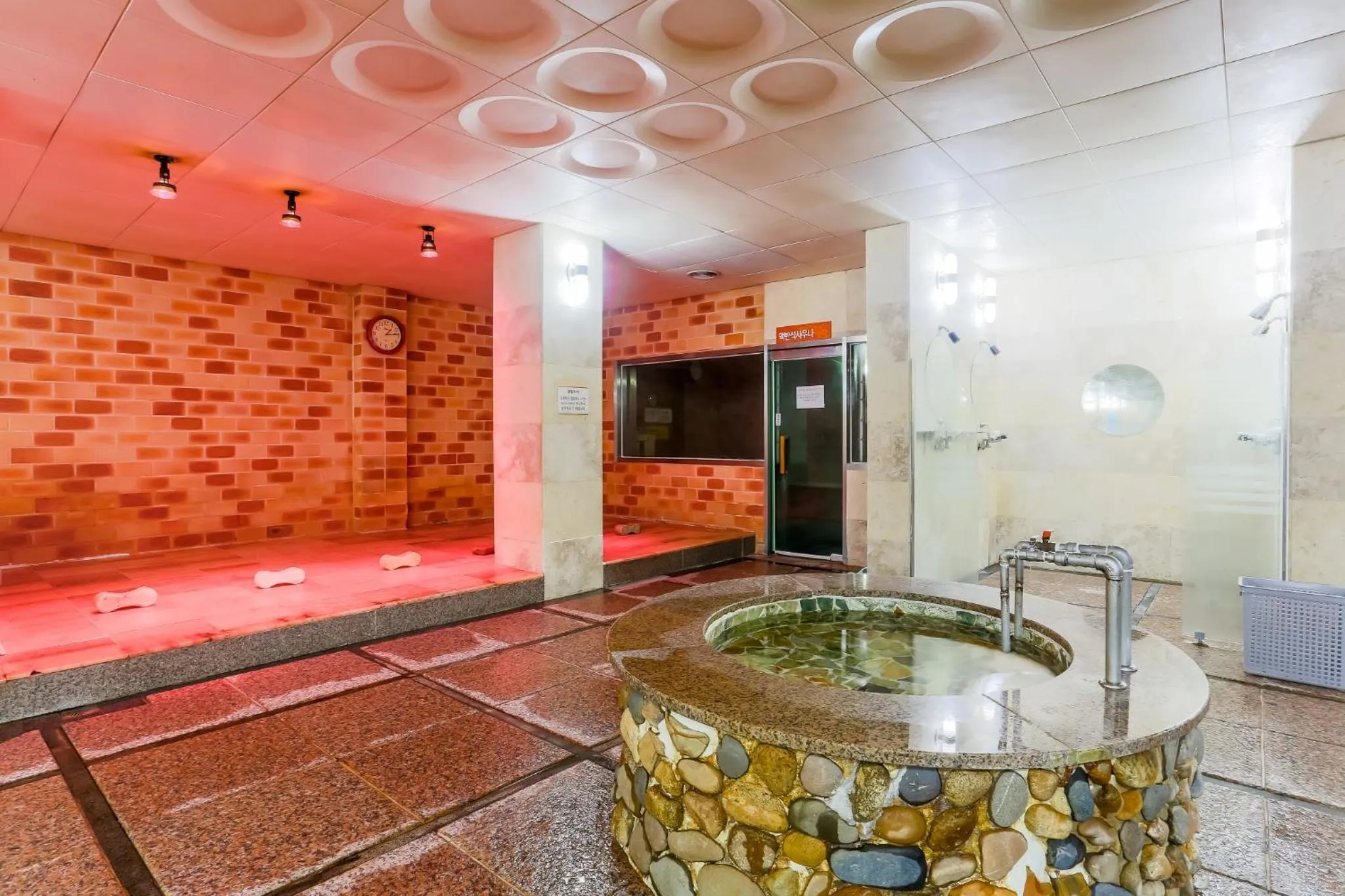 Sauna in Lamer Hotel