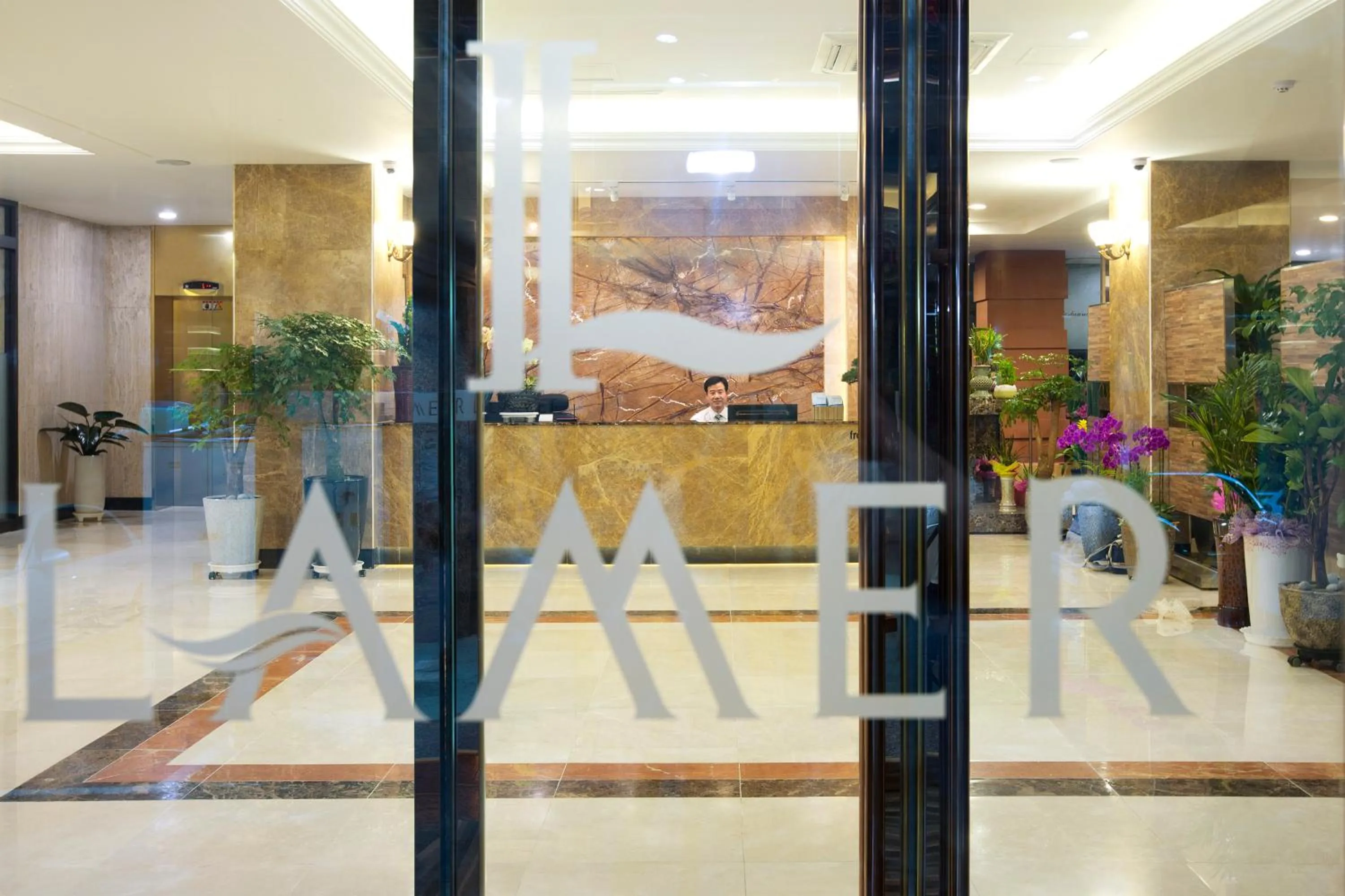 Lobby or reception in Lamer Hotel