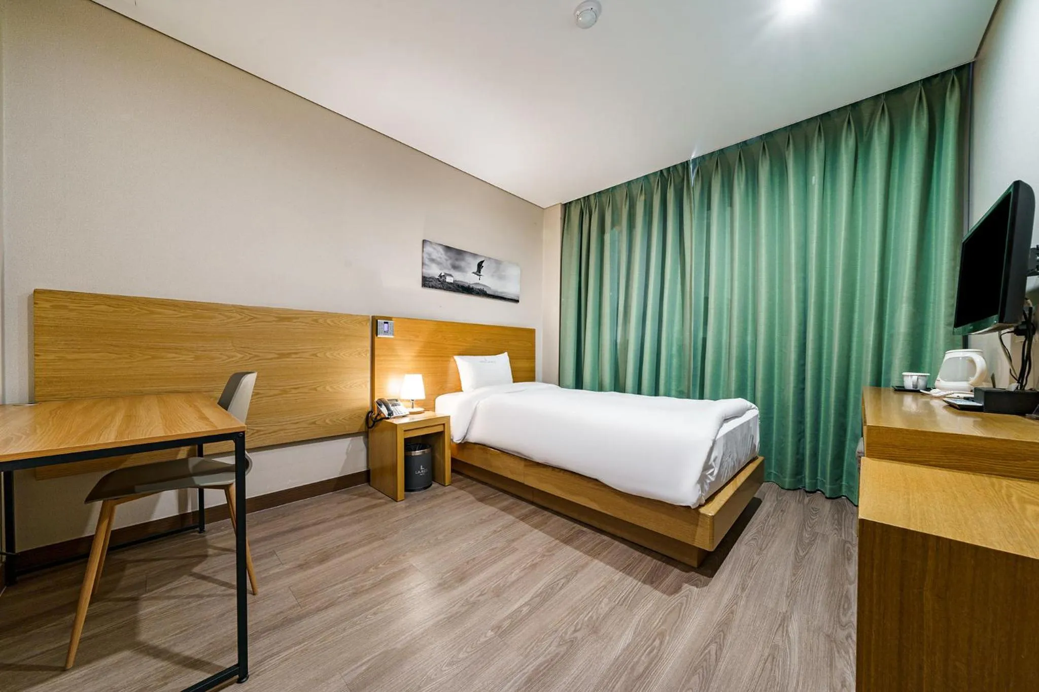 Bedroom, Bed in Lamer Hotel