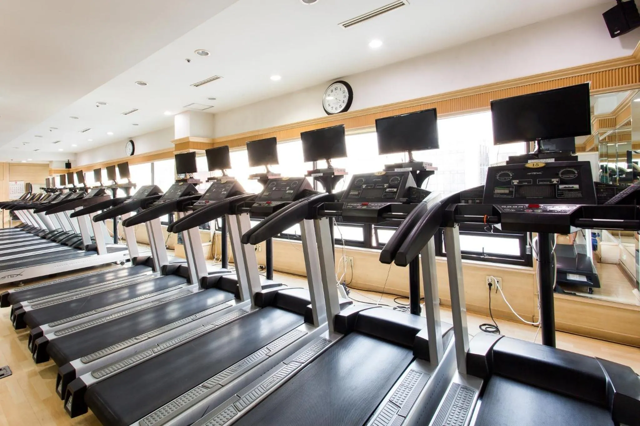 Fitness centre/facilities in Lamer Hotel