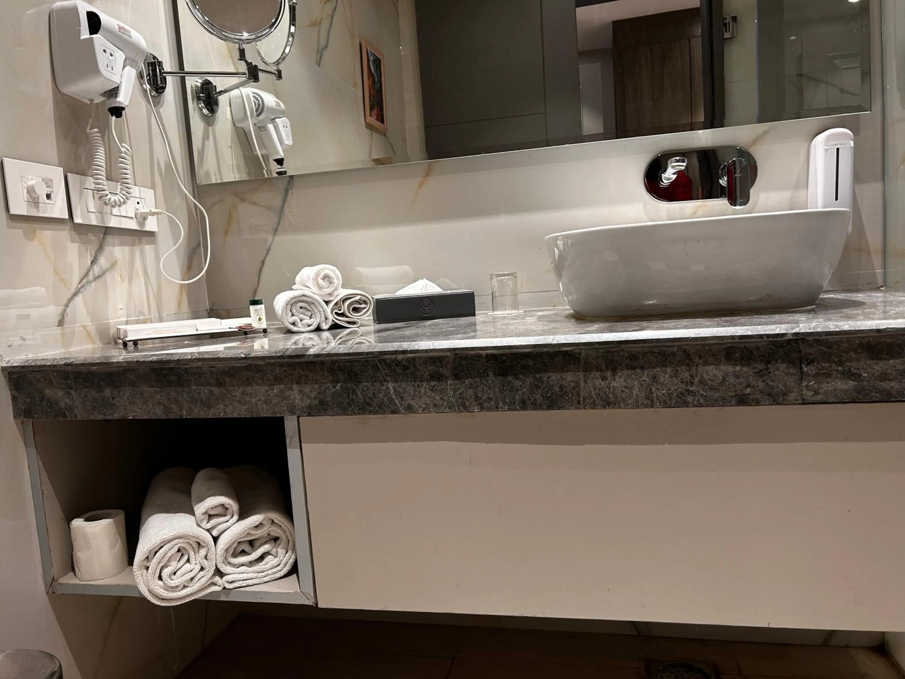 Bathroom in Vaydantaa - Luxury Boutique Hotel Mussoorie