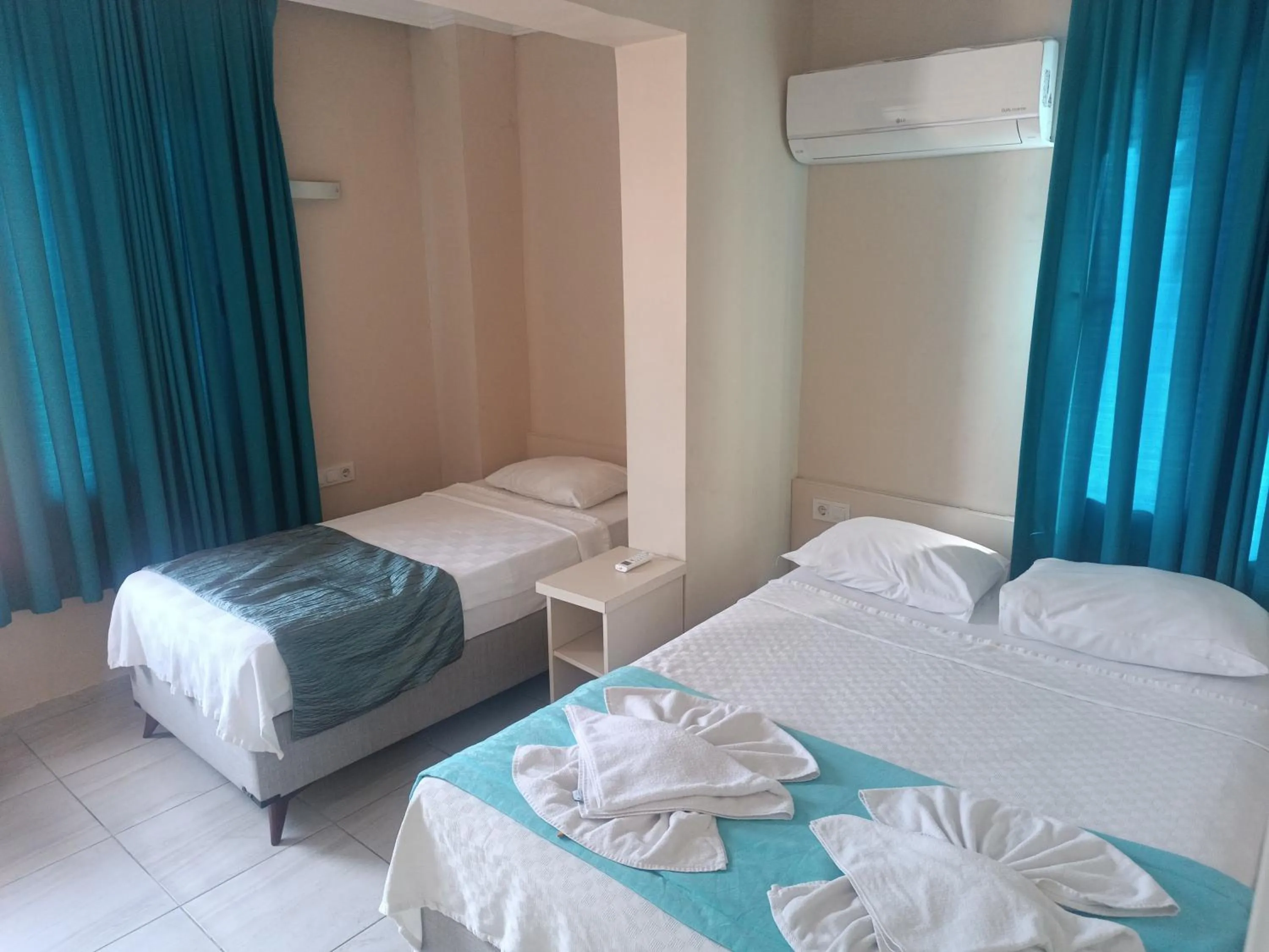 Bedroom, Bed in Dove Apart Hotel