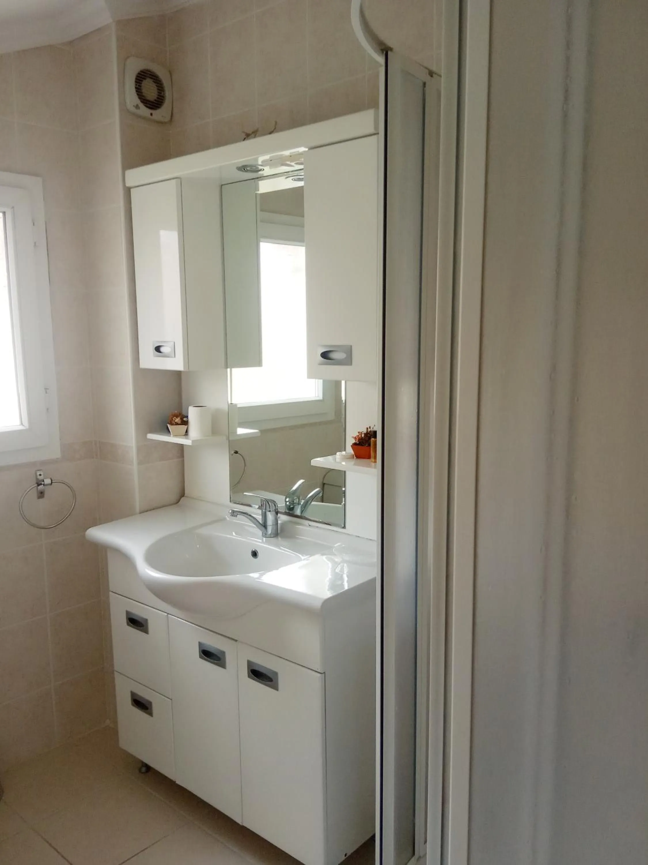 Toilet in Dove Apart Hotel