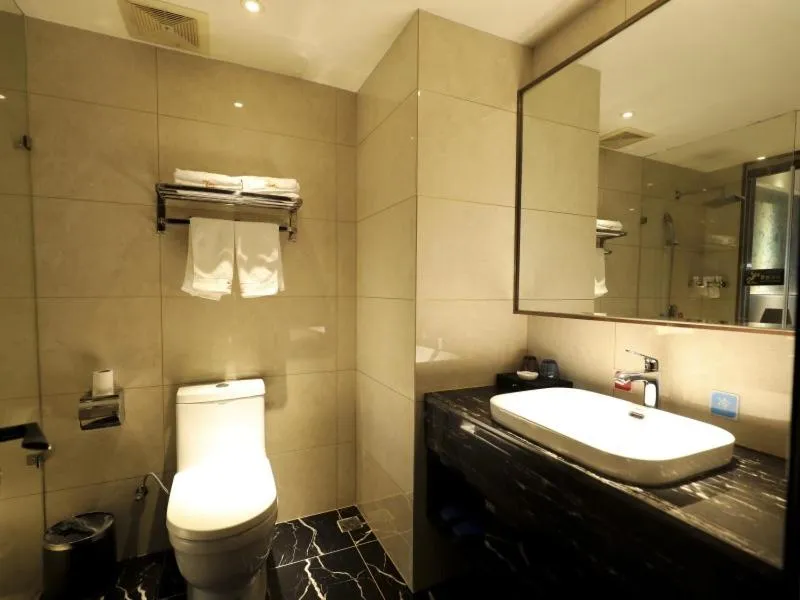 GreenTree Eastern Jingde Town Railway Station Hotel