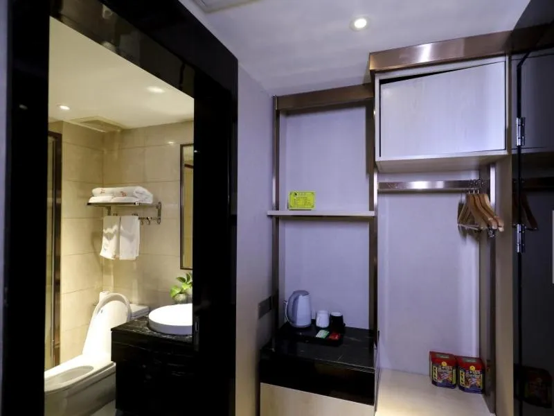 GreenTree Eastern Jingde Town Railway Station Hotel