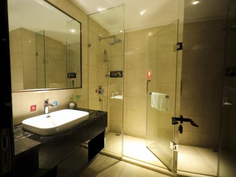 GreenTree Eastern Jingde Town Railway Station Hotel