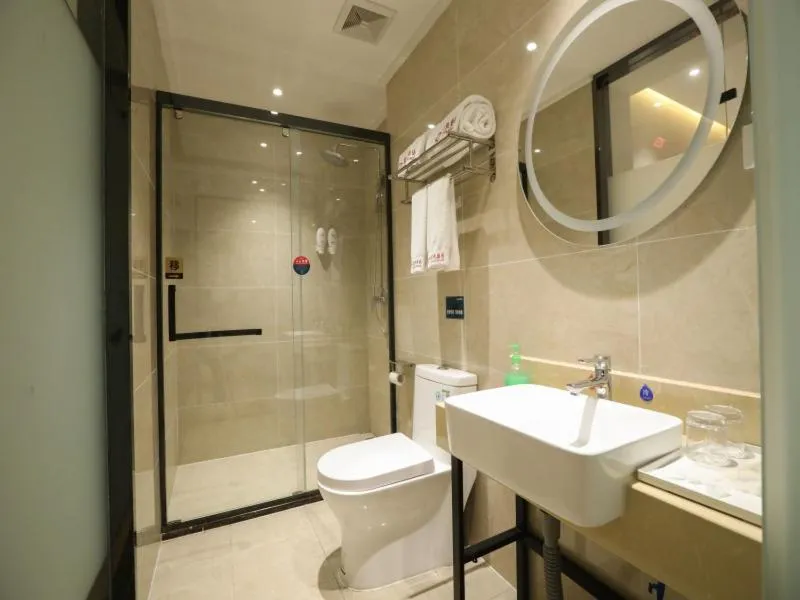 Shell Xinzheng Airport Port Huaxia Avenue Hotel