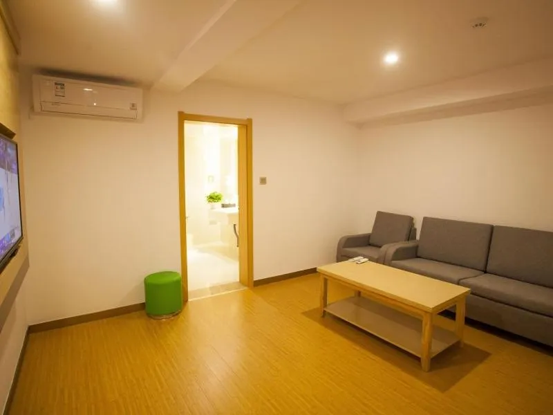 GreenTree Inn Zhangjiakou City Chicheng County Xiacheng Avenue Oriental Yijing Express Hotel