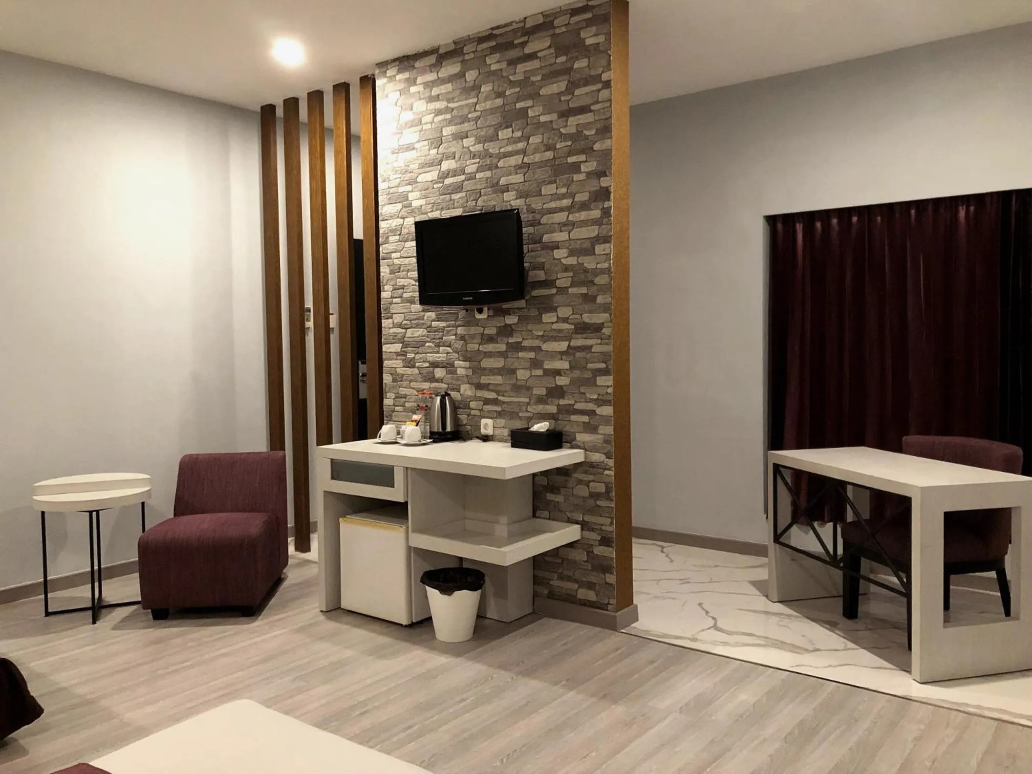 Coffee/tea facilities in Hotel Sinar 1