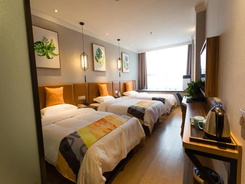 Bed in Shell Zhengzhou Zhongyuan Fota Hotel