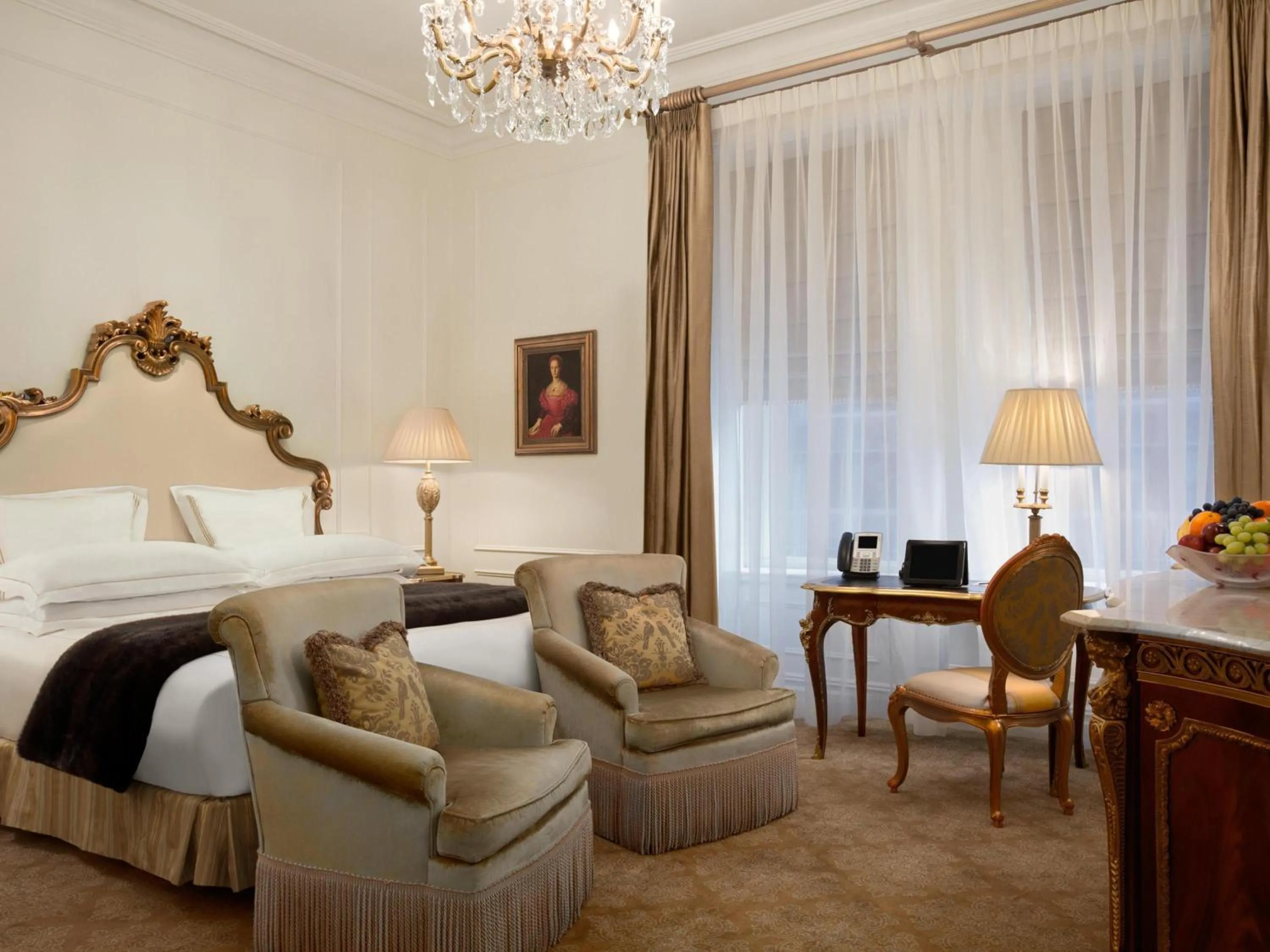 Bedroom, Bed in The Plaza