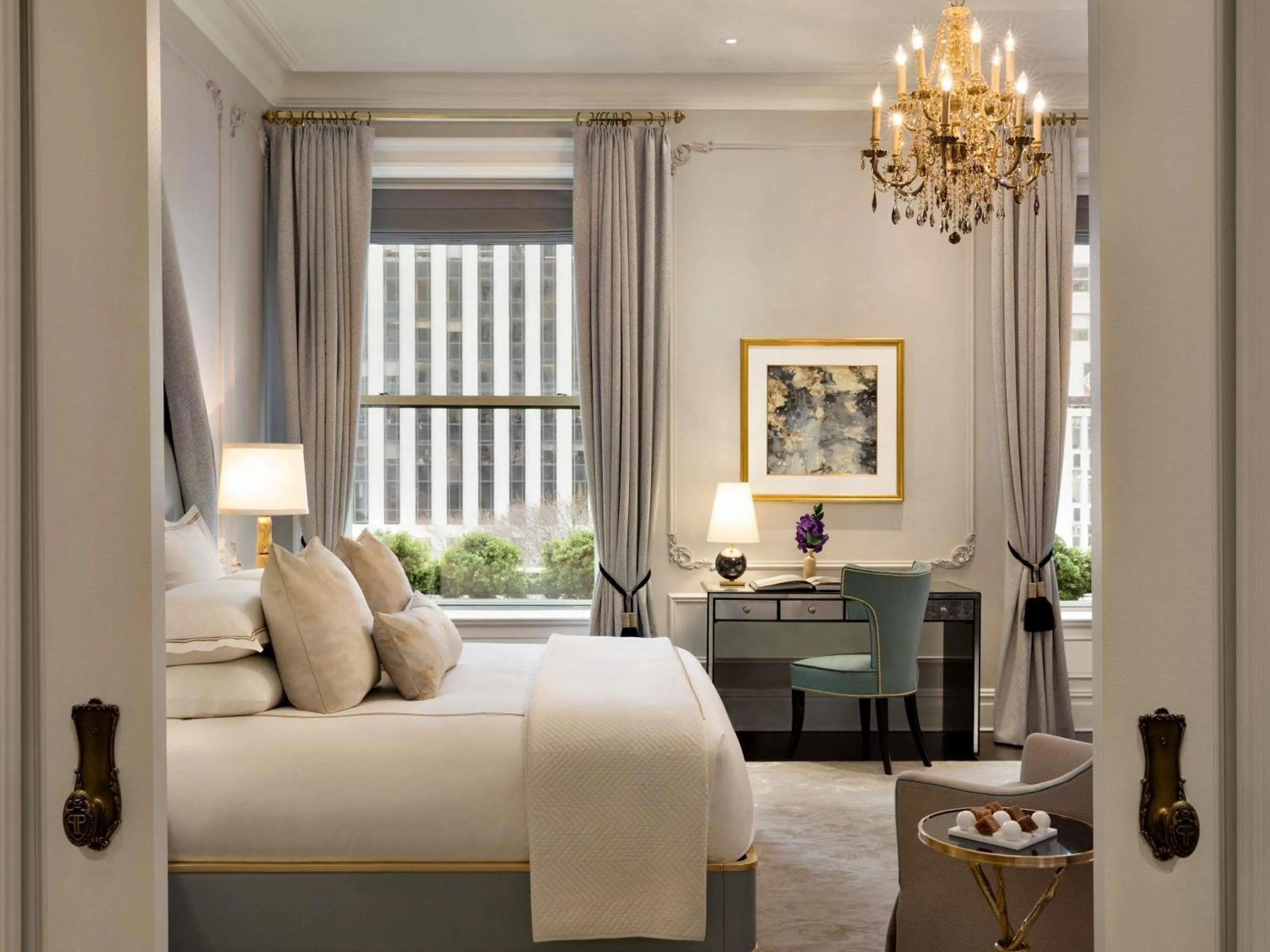 Bedroom, Bed in The Plaza