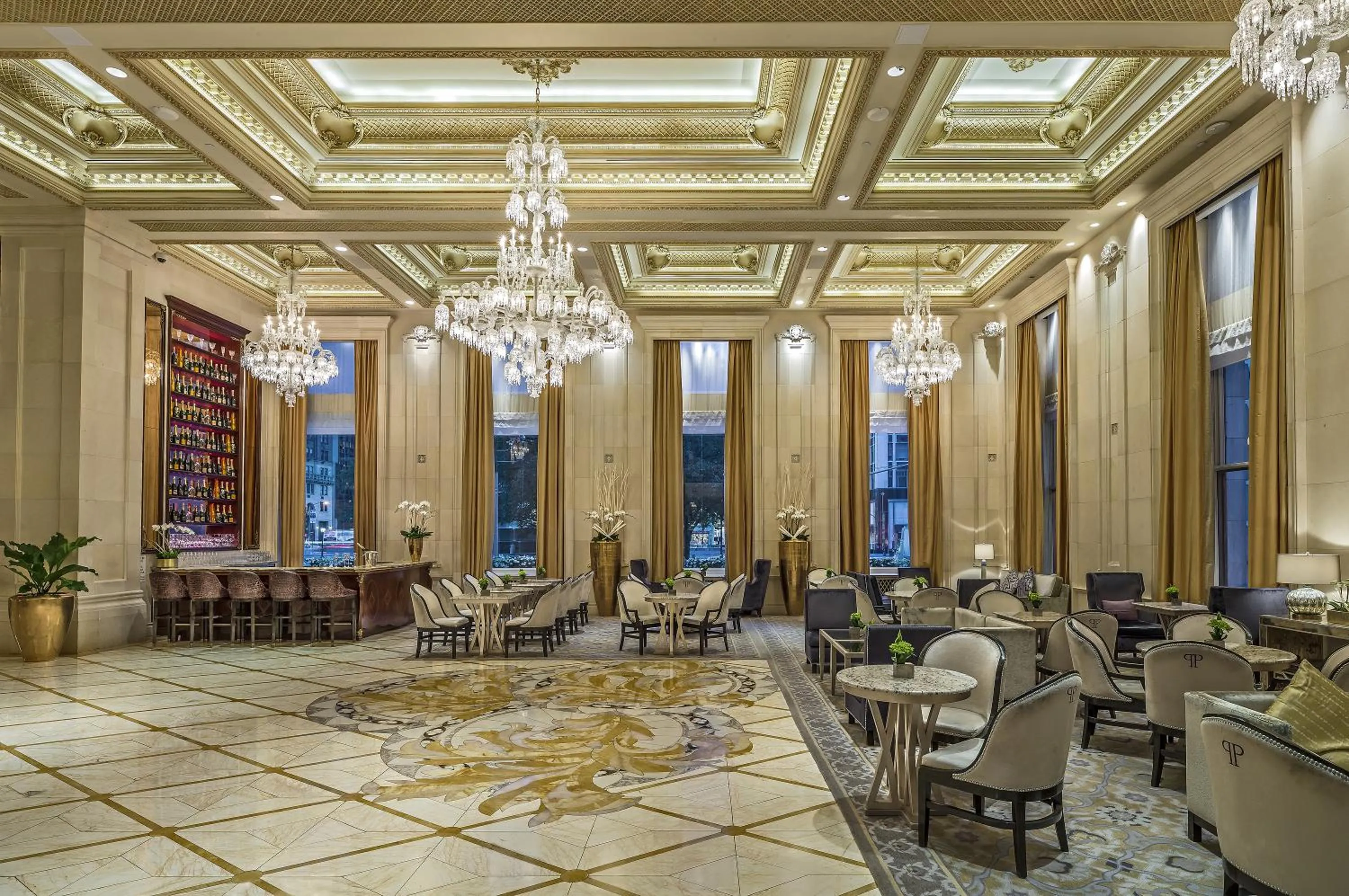 Restaurant/places to eat in The Plaza