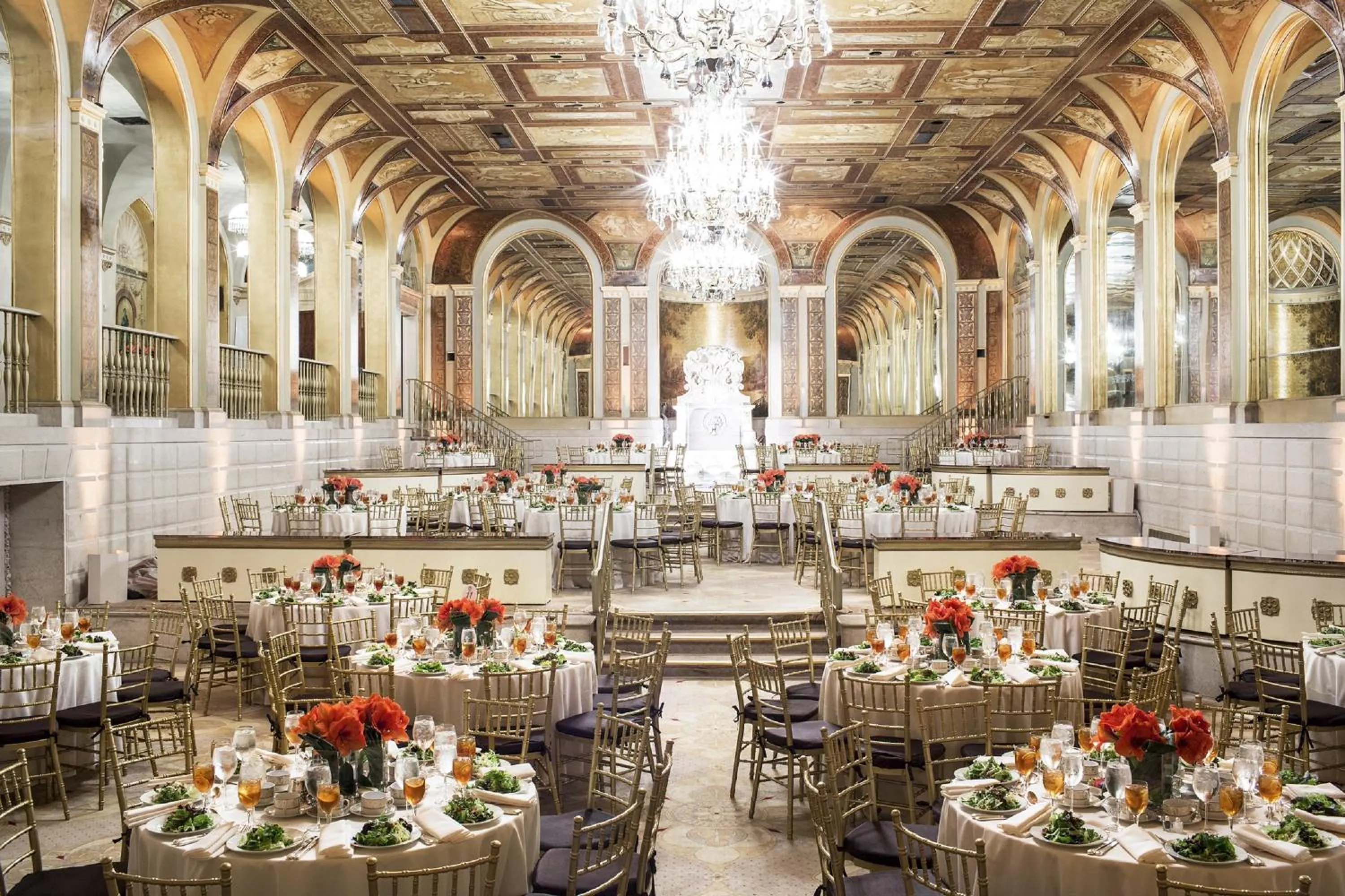 Restaurant/places to eat in The Plaza