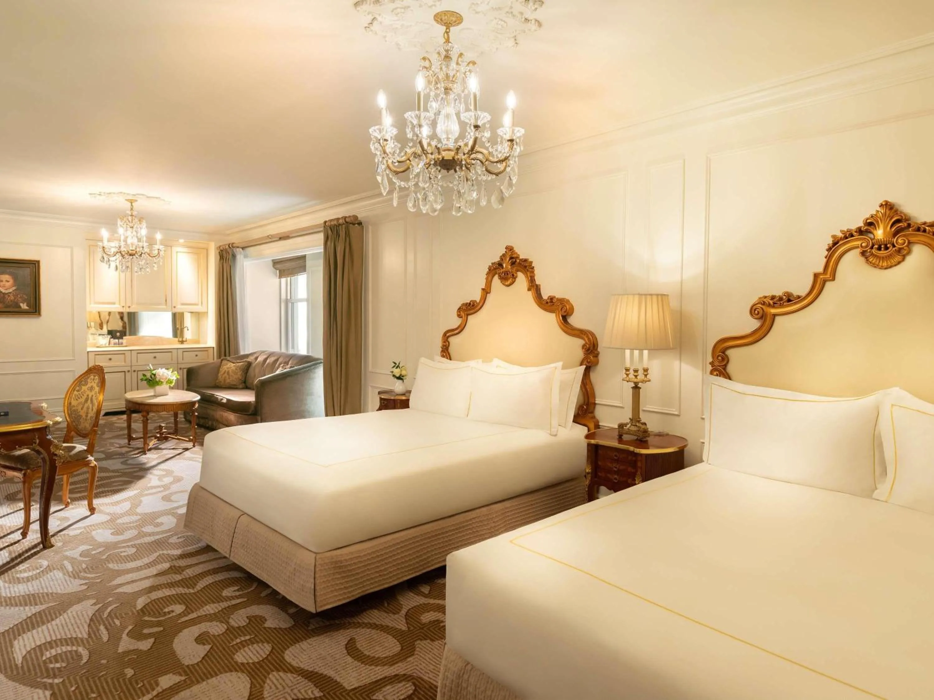 Bedroom, Bed in The Plaza