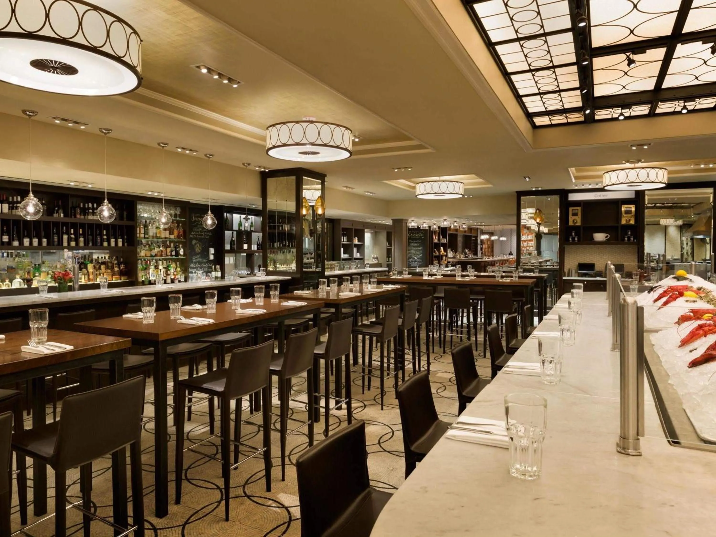 Restaurant/places to eat in The Plaza