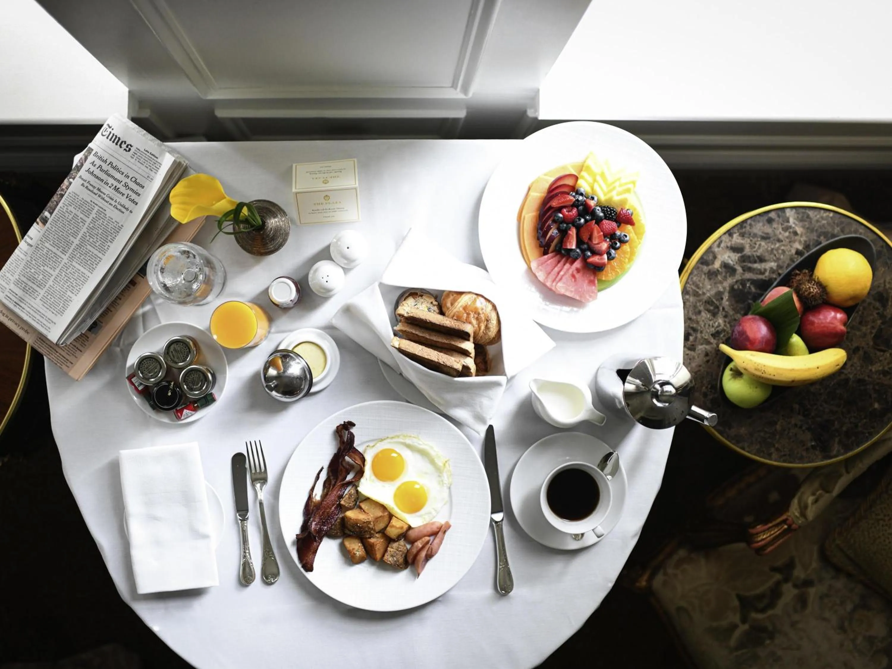 Breakfast in The Plaza