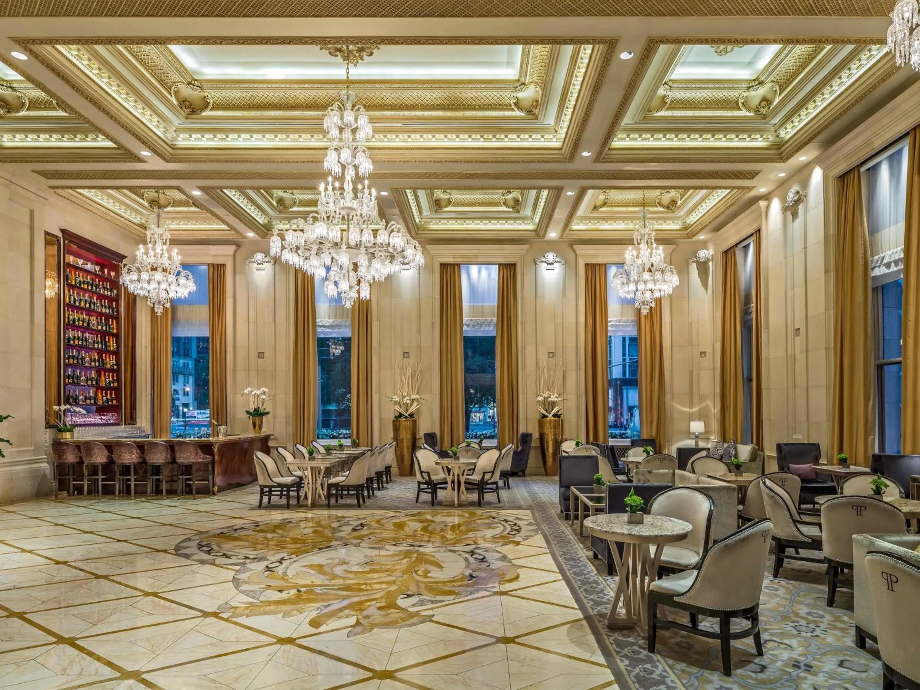 Restaurant/places to eat in The Plaza