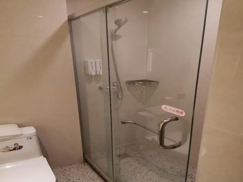 Shell Liaocheng Linqing City Bus Station Hotel