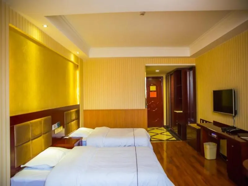 Bed in GreenTree Inn Jiayuguan Xinhua South Road Express Hotel