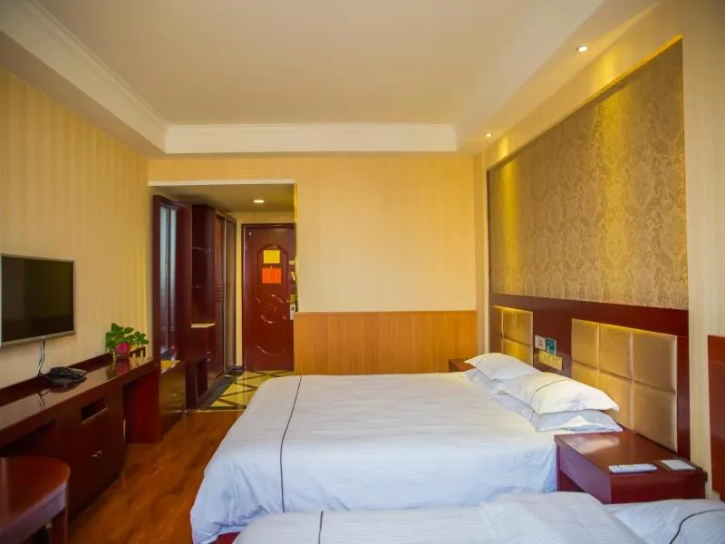 Bed in GreenTree Inn Jiayuguan Xinhua South Road Express Hotel