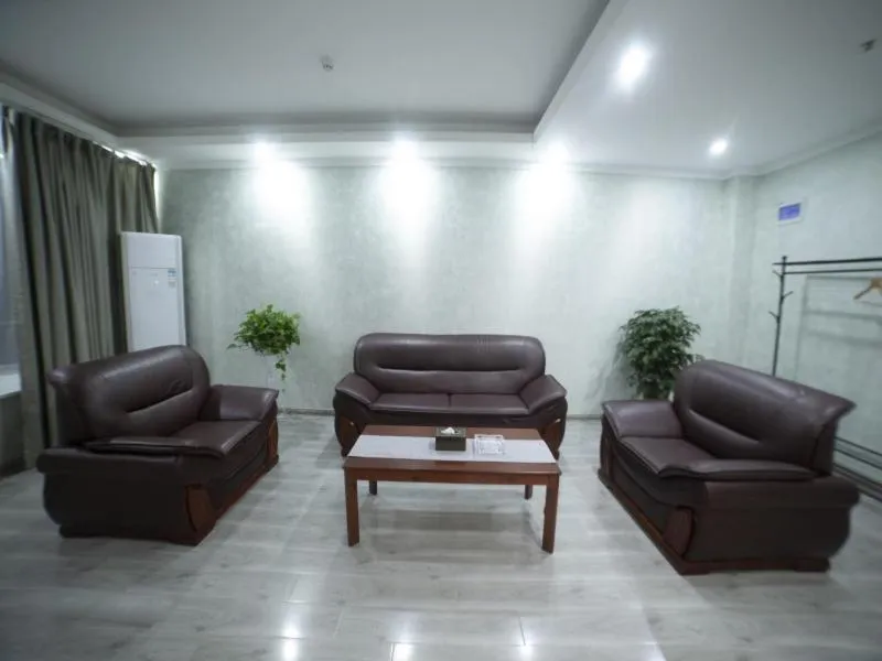 Shell Chuzhou North Bus Station Hotel