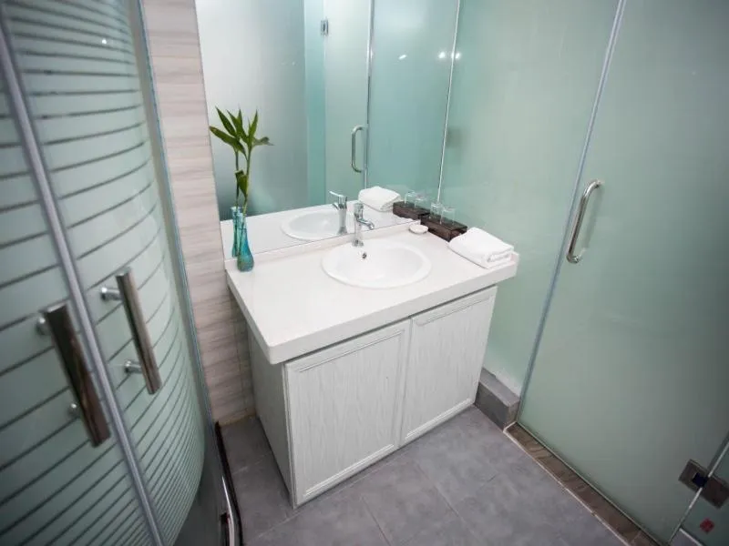 Shell Chuzhou North Bus Station Hotel