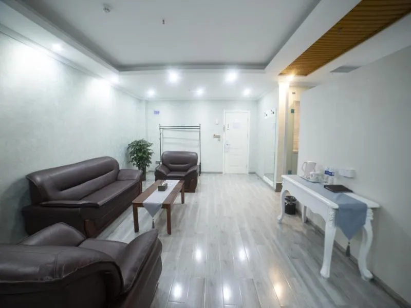 Shell Chuzhou North Bus Station Hotel