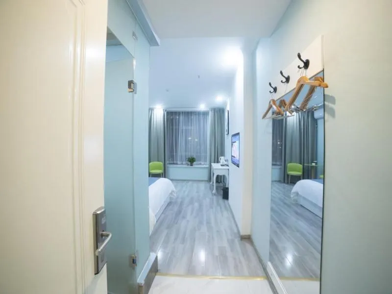 Bed in Shell Chuzhou North Bus Station Hotel