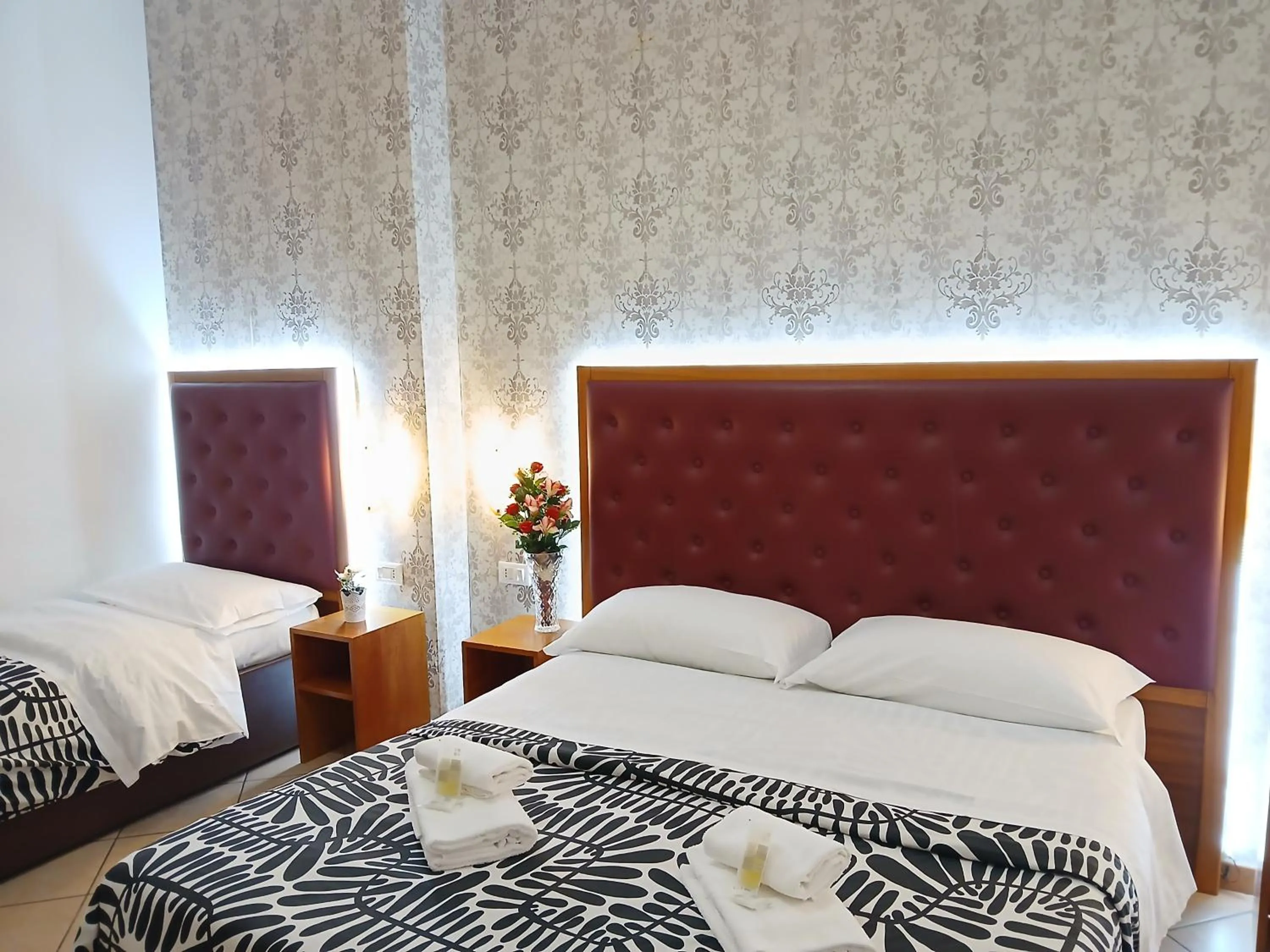 Living room, Bed in A&C Much More II