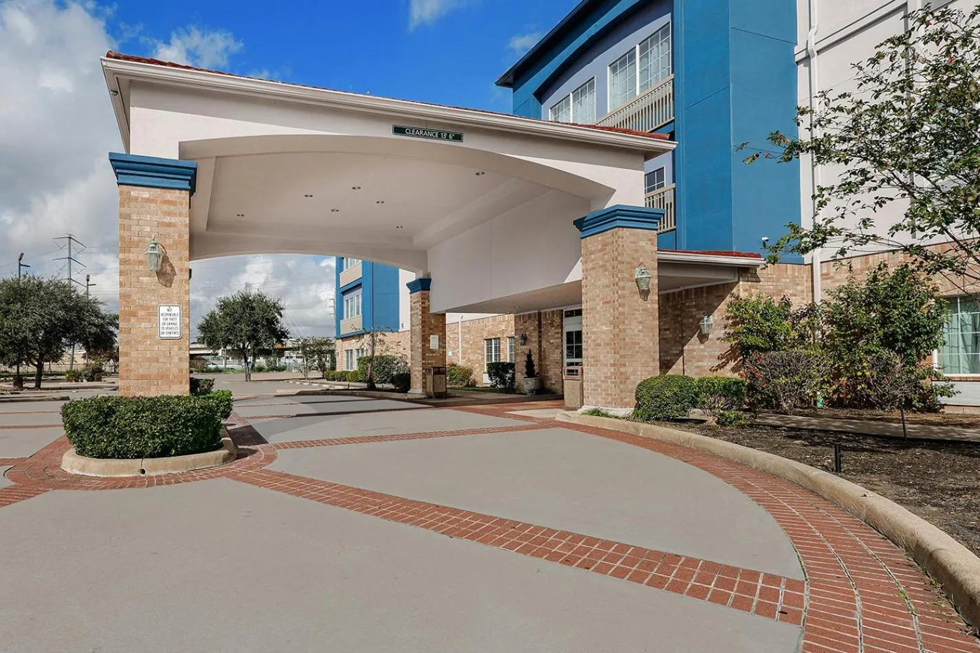 Property building in Sonesta Essential Houston Westchase