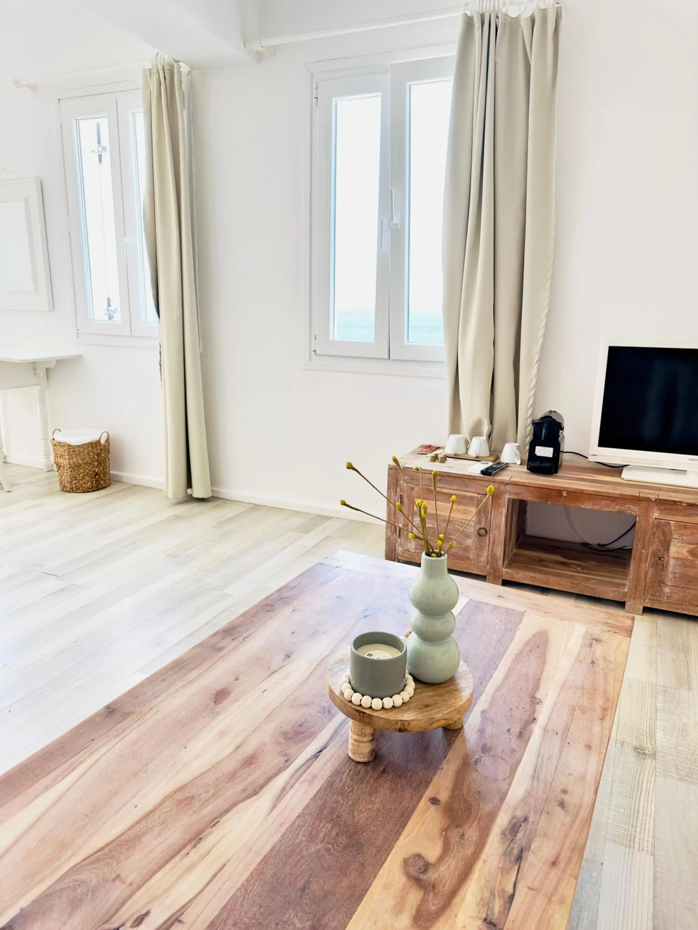 With-inn Mykonos Suites