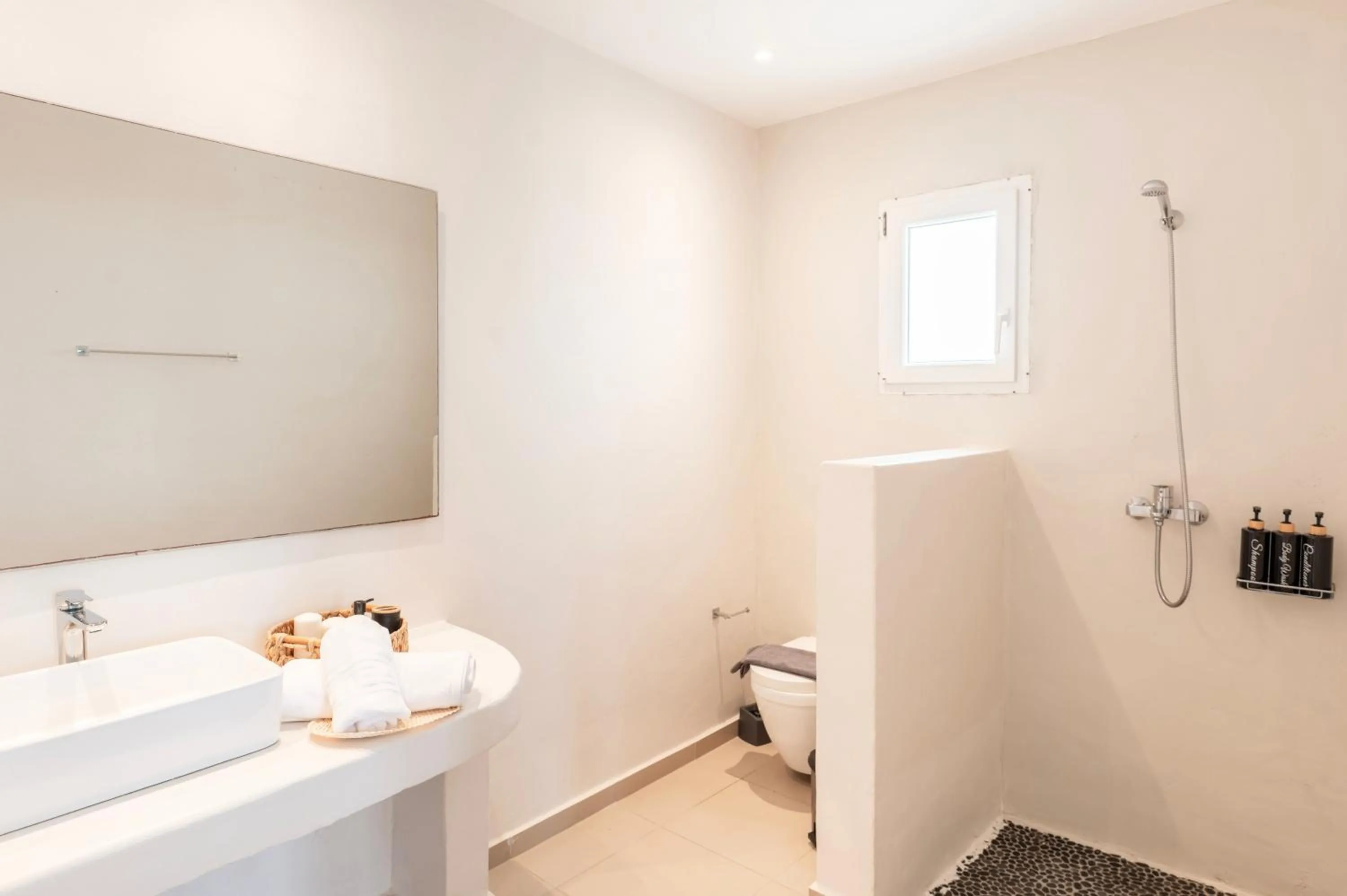 With-inn Mykonos Suites