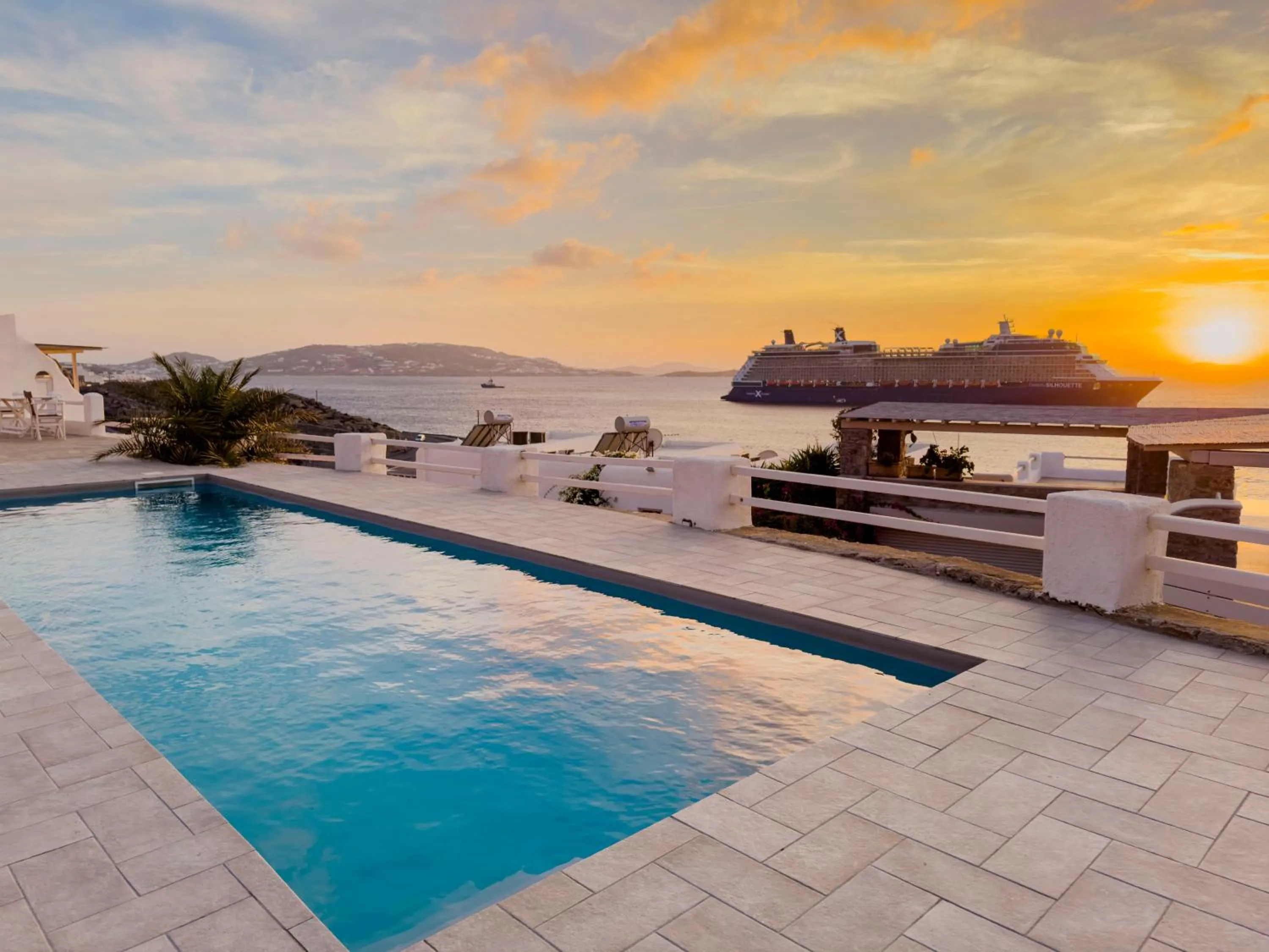 Pool view in With-inn Mykonos Suites