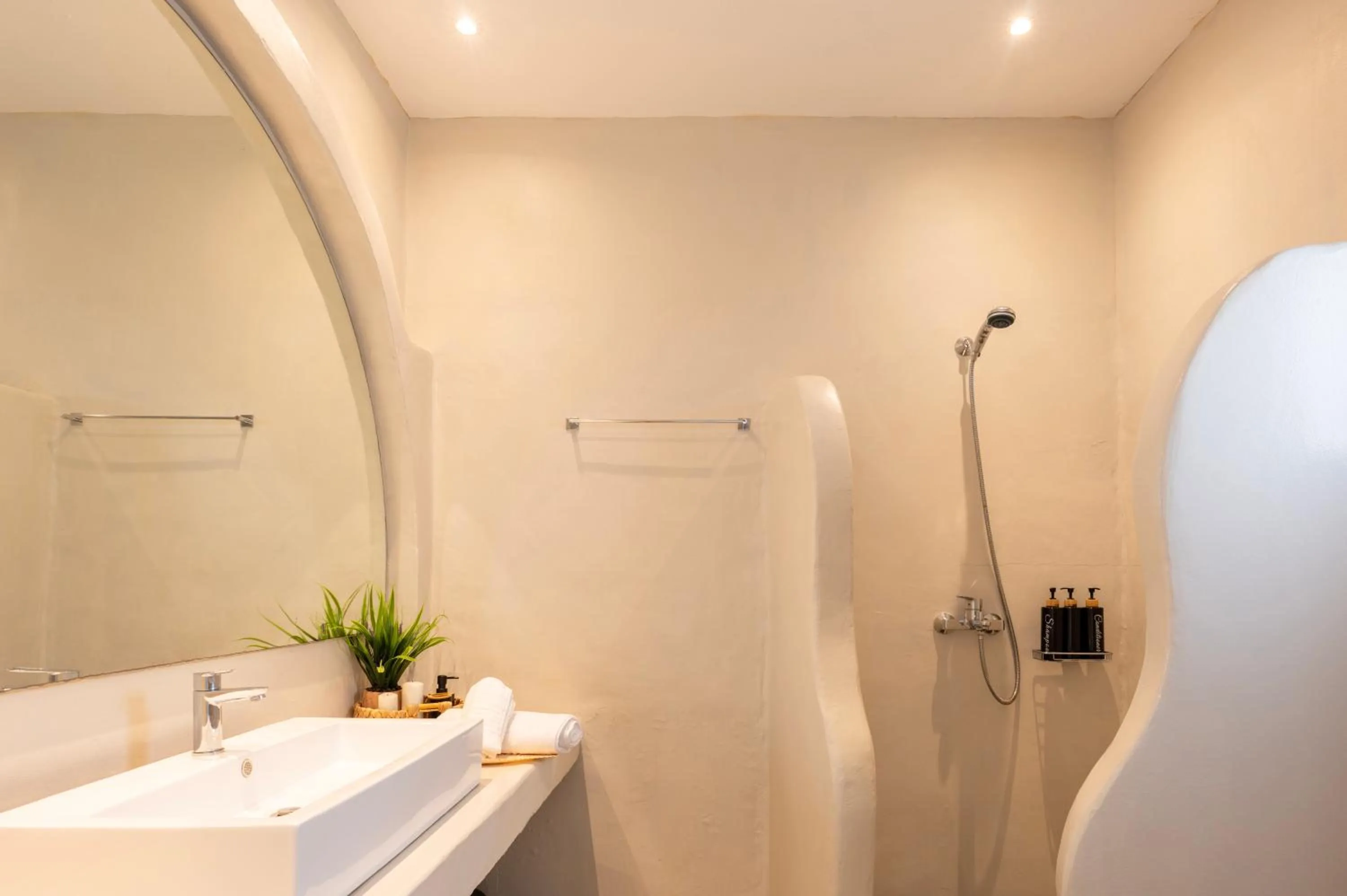 With-inn Mykonos Suites