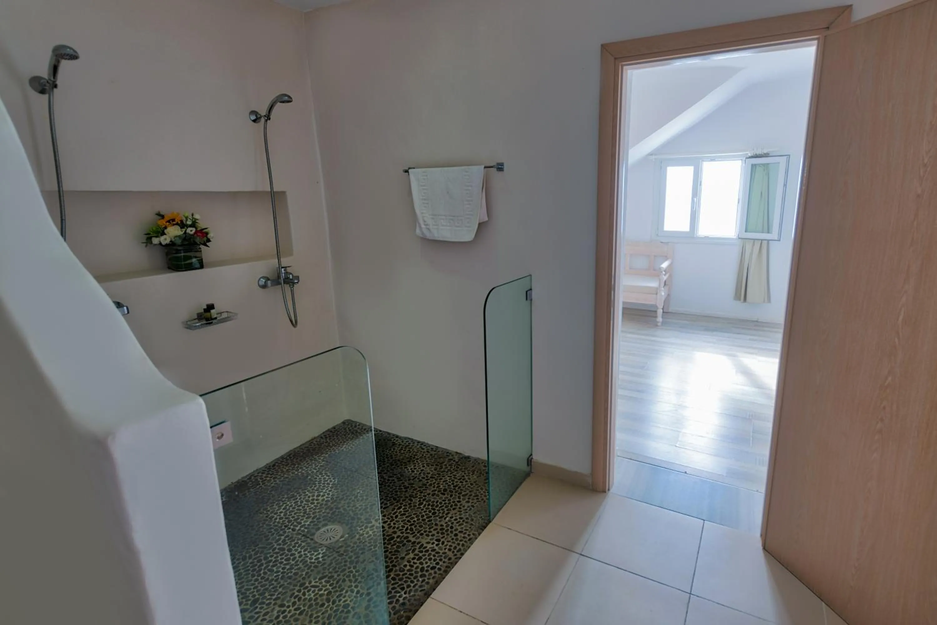 Bathroom in With-inn Mykonos Suites