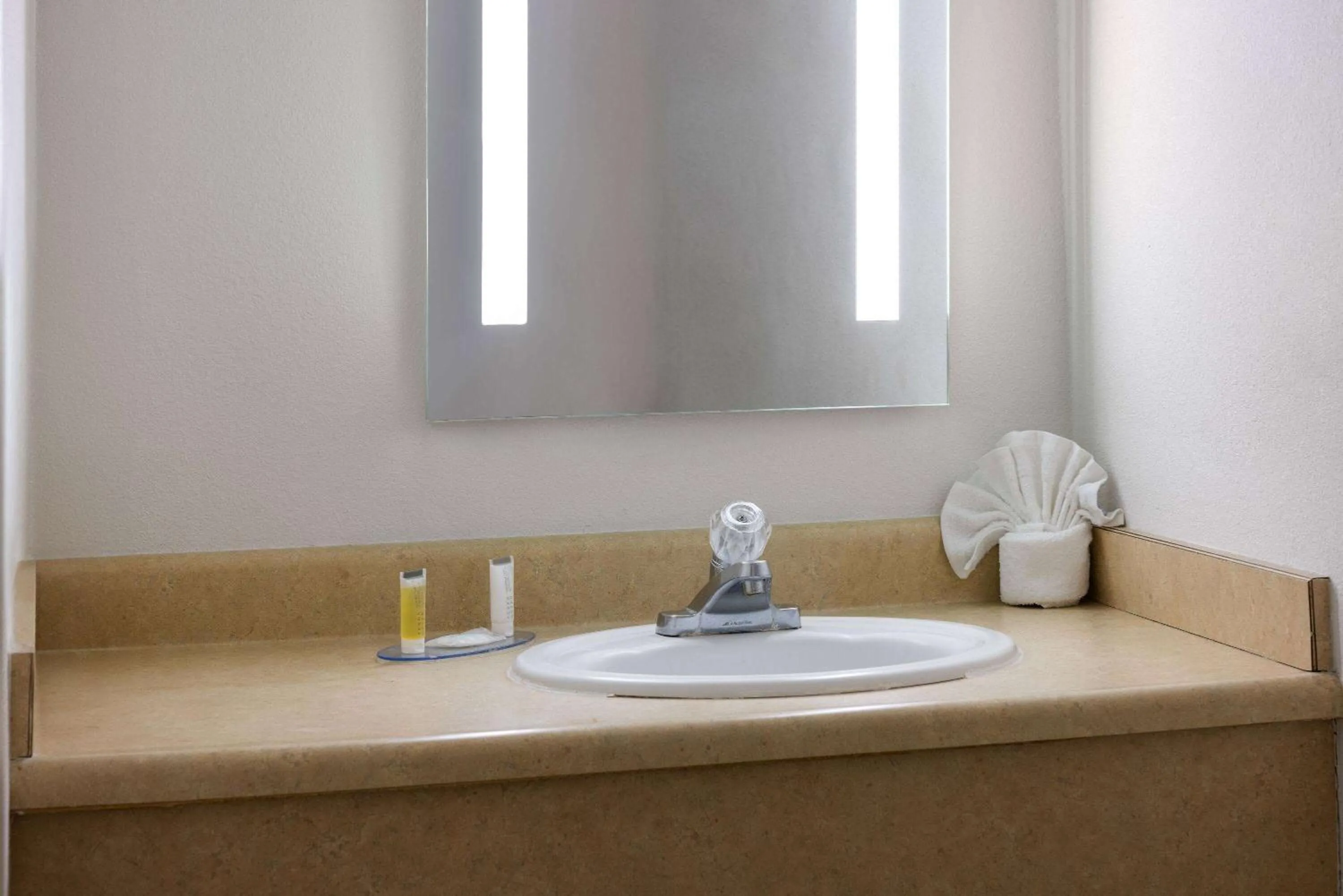 Bathroom in Inn at Atlantic City Hotel & Banquet