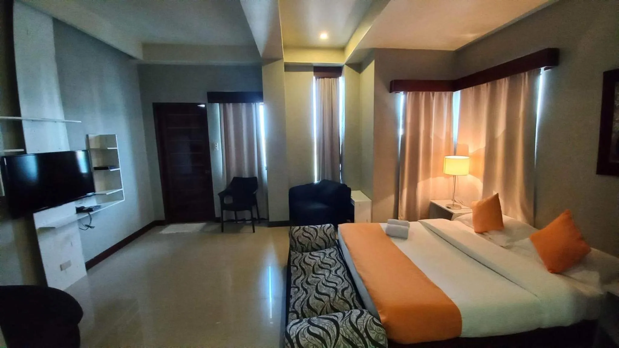 Bedroom, Bed in Pacific Waves Inn (Annex)